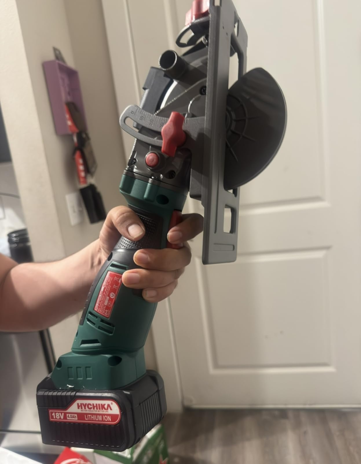 HYCHIKA Cordless Circular Saw, 18V Mini Circular Saw with 4.0Ah Battery, 3 Blades(4-1/2