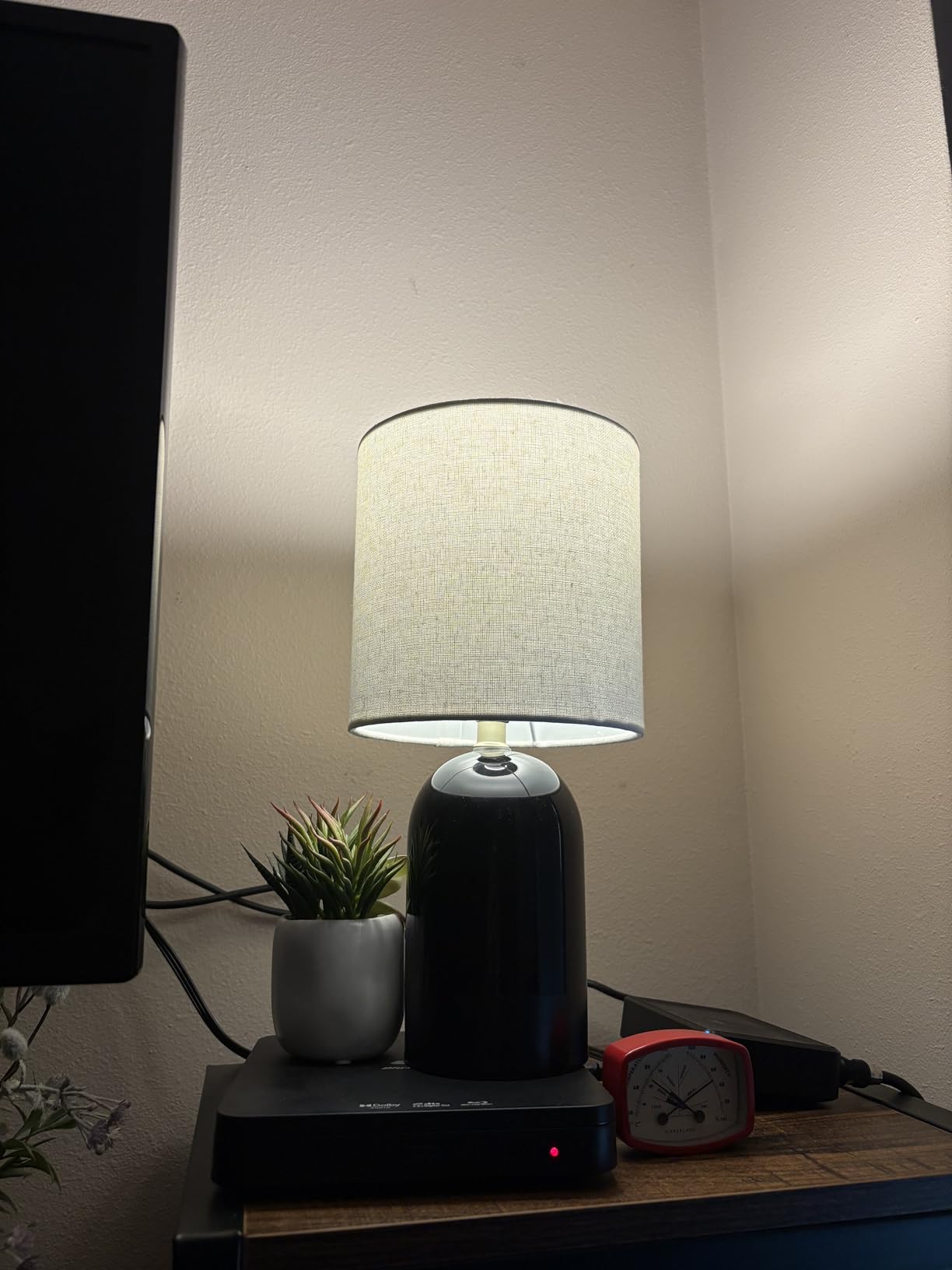 Govee Smart Light Bulbs, Color Changing Light Bulb, Work with Alexa and Google Assistant, 16 Million Colors RGBWW, WiFi & Bluetooth LED Light Bulbs, Music Sync, A19, 800 Lumens, 4 Pack Customer Review Govee Smart Light Bulbs, Color Changing Light Bulb, Work with Alexa and Google Assistant, 16 Million Colors RGBWW, WiFi & Bluetooth LED Light Bulbs, Music Sync, A19, 800 Lumens, 4 Pack - Customer Photo 2