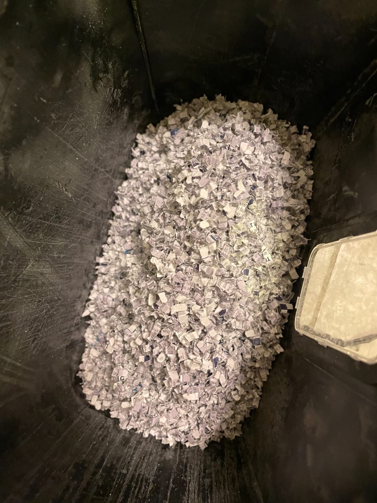 Aurora High-Security 8-Sheet Micro-Cut Paper Credit Card Shredder Black - Customer Photo 1