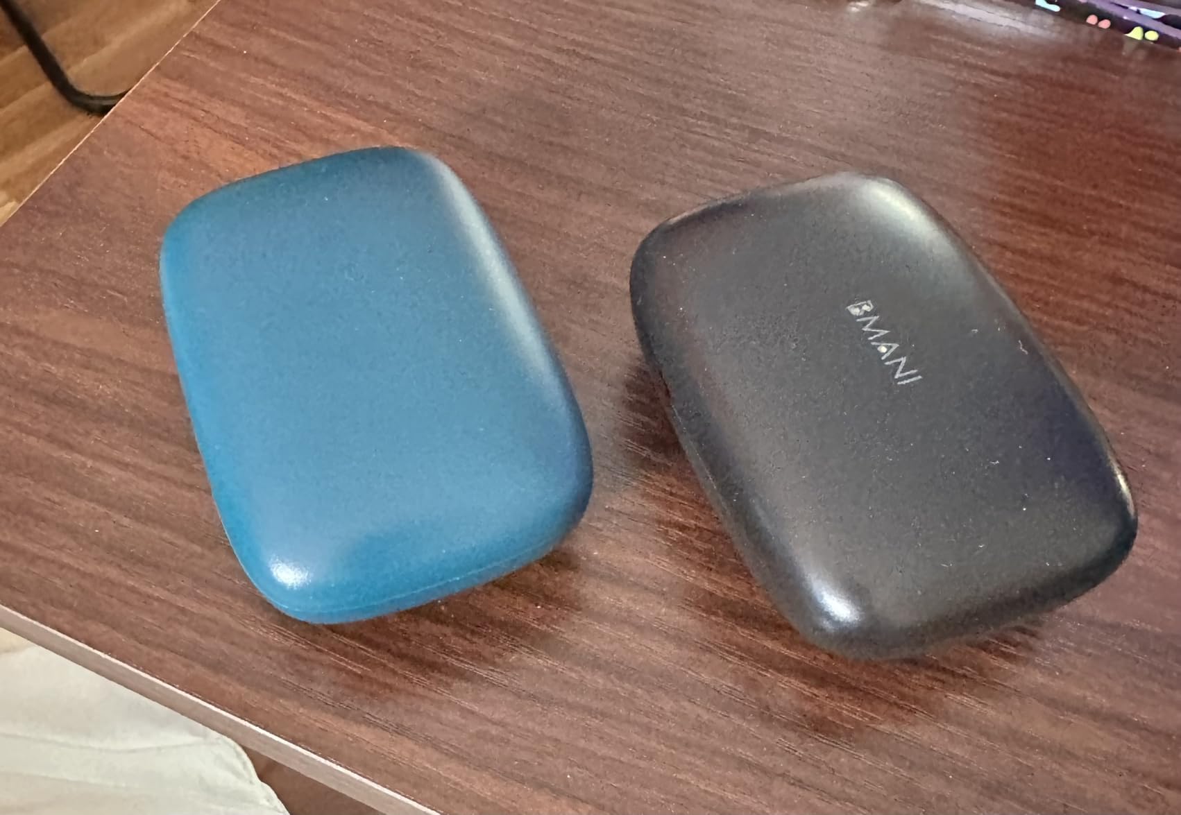 bmani Ear Buds Wireless Earbuds Bluetooth Headphones with 80H Playtime LED Display Case, Over-Ear Hook with Mic, Stereo Sound, Easy Button Controls, Sports Earphones for Running Workout Gym Black - Customer Photo 3