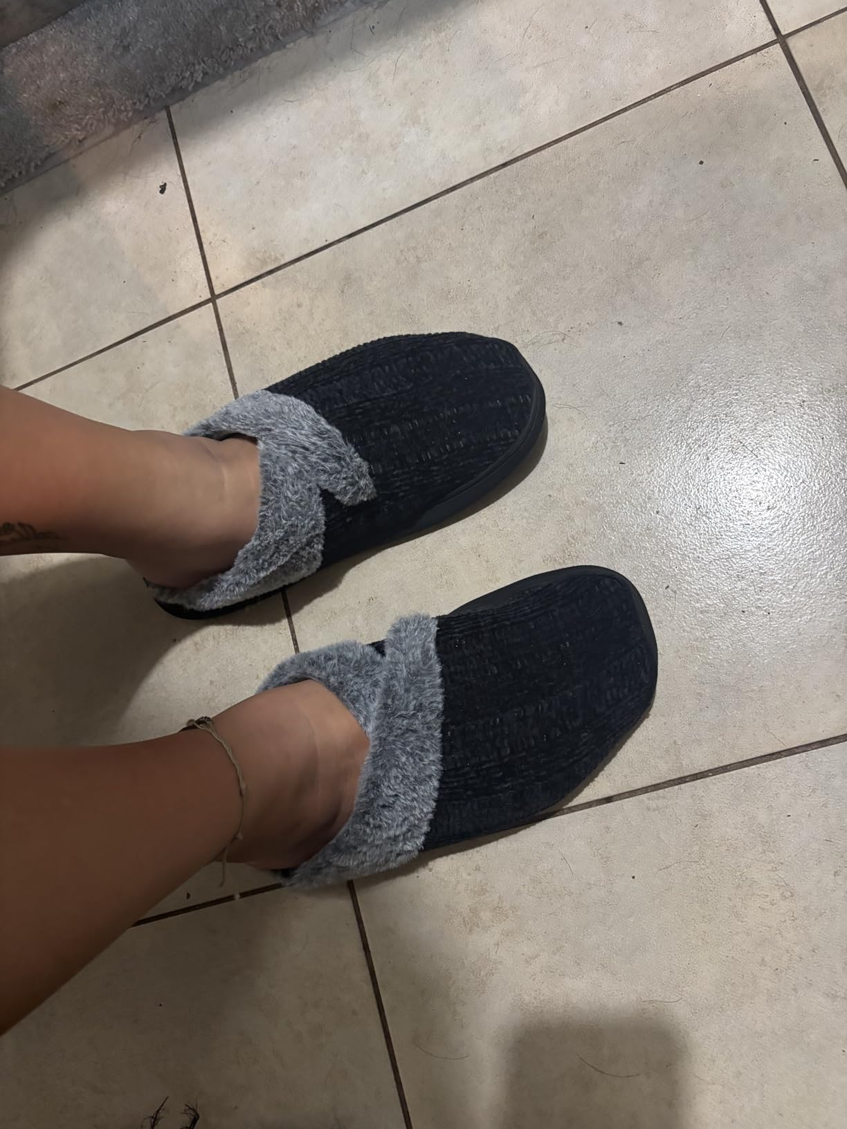 Slippers for Women Fuzzy House Slip on Indoor Outdoor Bedroom Furry Fleece Lined Ladies Comfy Memory Foam Female Home Shoes Anti-Skid Rubber Hard Sole - Customer Photo 3