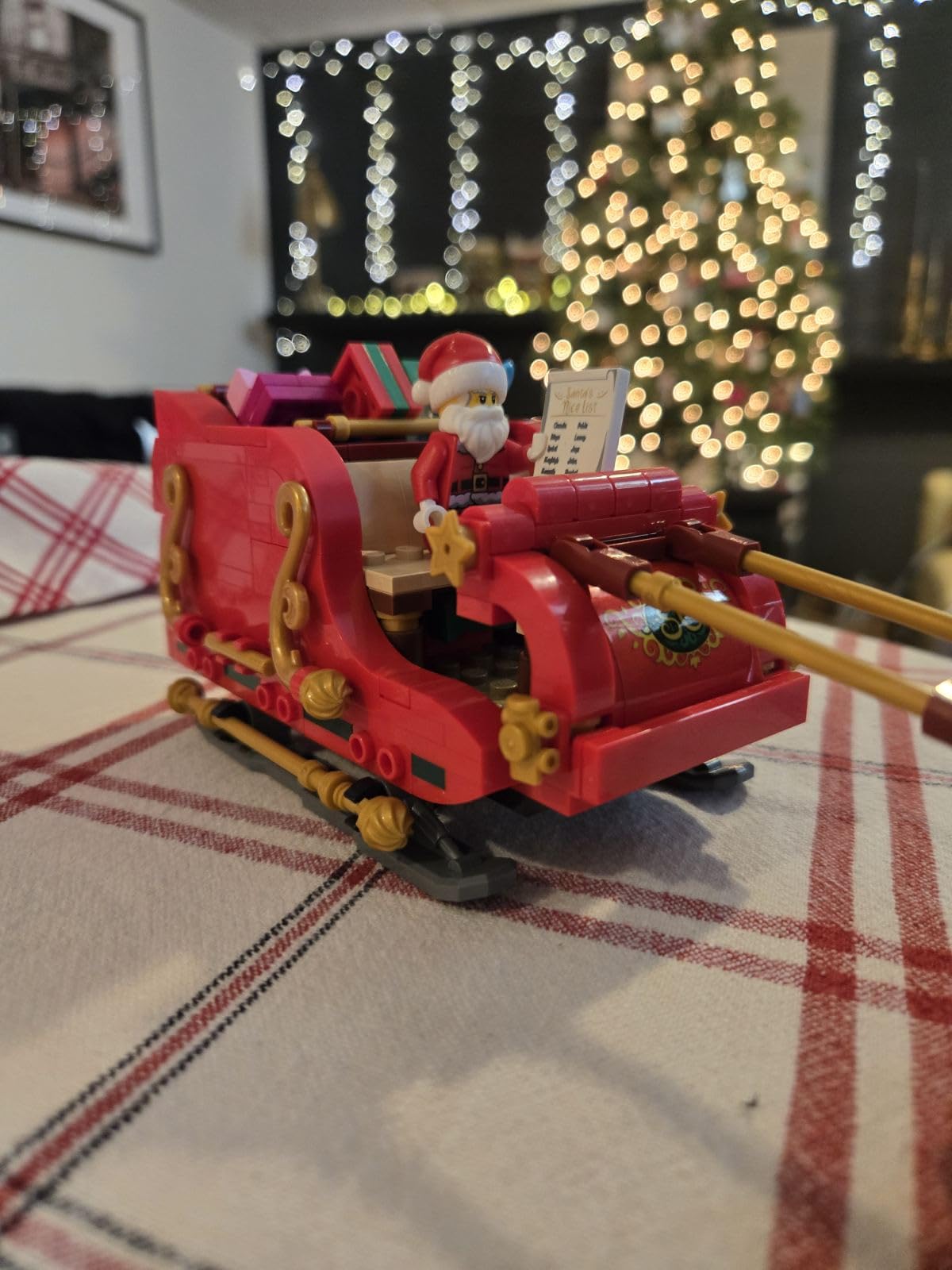 LEGO Santa's Sleigh - Building Toys for Kids, Boys & Girls, Ages 9+ - Indoor Christmas Decorations for Home W/Santa Claus Figurine & Reindeer - Gifts for Boys & Girls - 40499 - Customer Photo 3