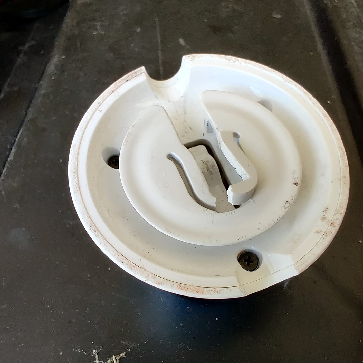 Arlo Pro 4 Spotlight Camera - 3 Pack - Wireless Security, 2K Video & HDR, Color Night Vision, 2 Way Audio, Direct to WiFi No Hub Needed, VMC4350P - White (Renewed) - Customer Photo 5