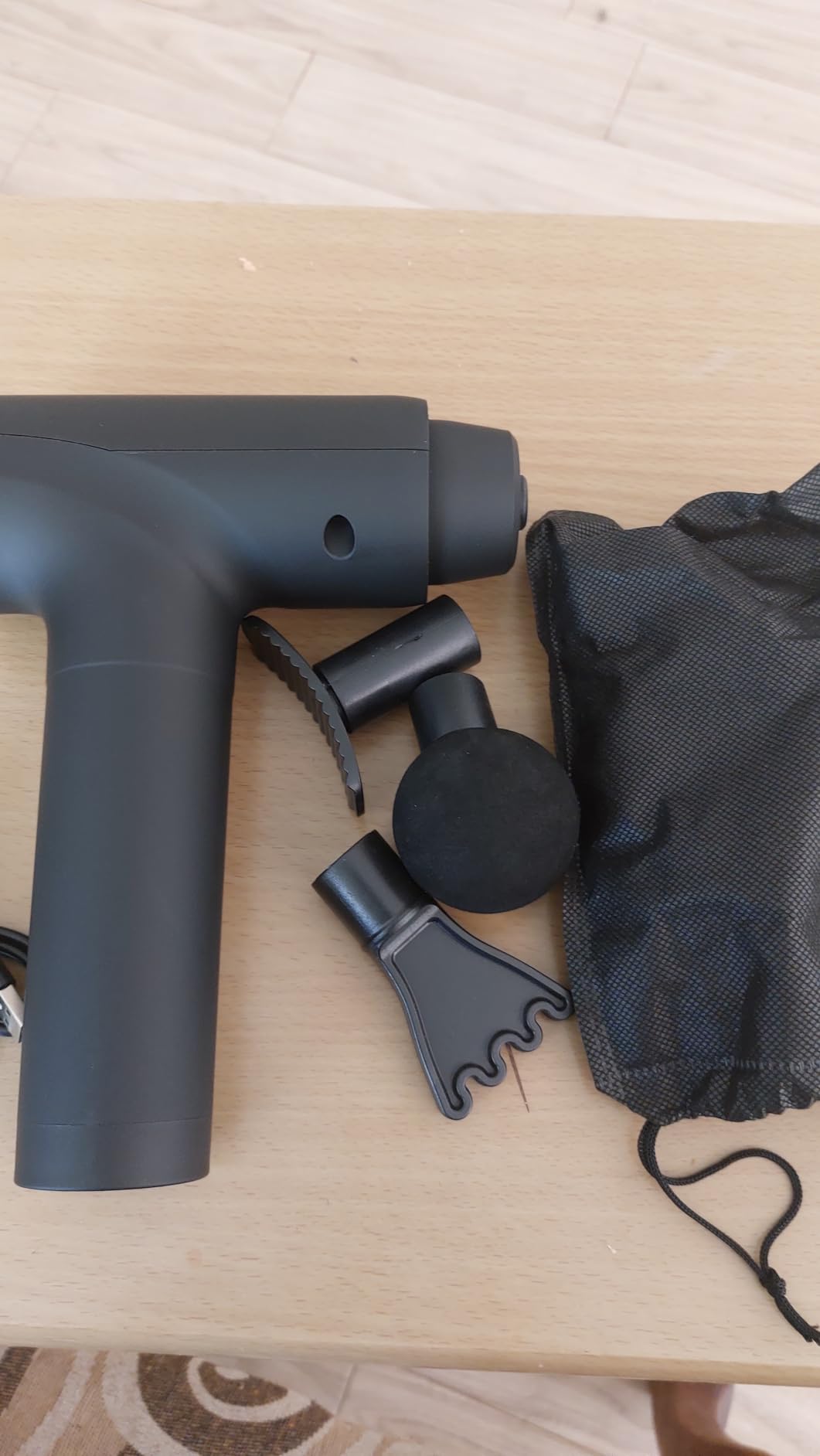 Elefor Massage Gun Deep Tissue,Percussion Back Massager Gun for Athletes Muscle Massage Gun for Pain Relief with 8 Massage Heads & 20 Speeds (Matte Black) Customer Review Elefor Massage Gun Deep Tissue,Percussion Back Massager Gun for Athletes Muscle Massage Gun for Pain Relief with 8 Massage Heads & 20 Speeds (Matte Black) - Customer Photo 3