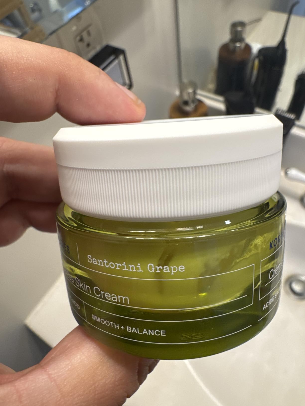 KORRES Santorini Grape Poreless Skin Care Cream, Gel Face Moisturizer with Hyaluronic acid and Salicylic Acid, Pore Minimizer, Hydration for Dry, Oily & Sensitive Skin, 1.35 fl oz Stocking Stuffer - Customer Photo 3