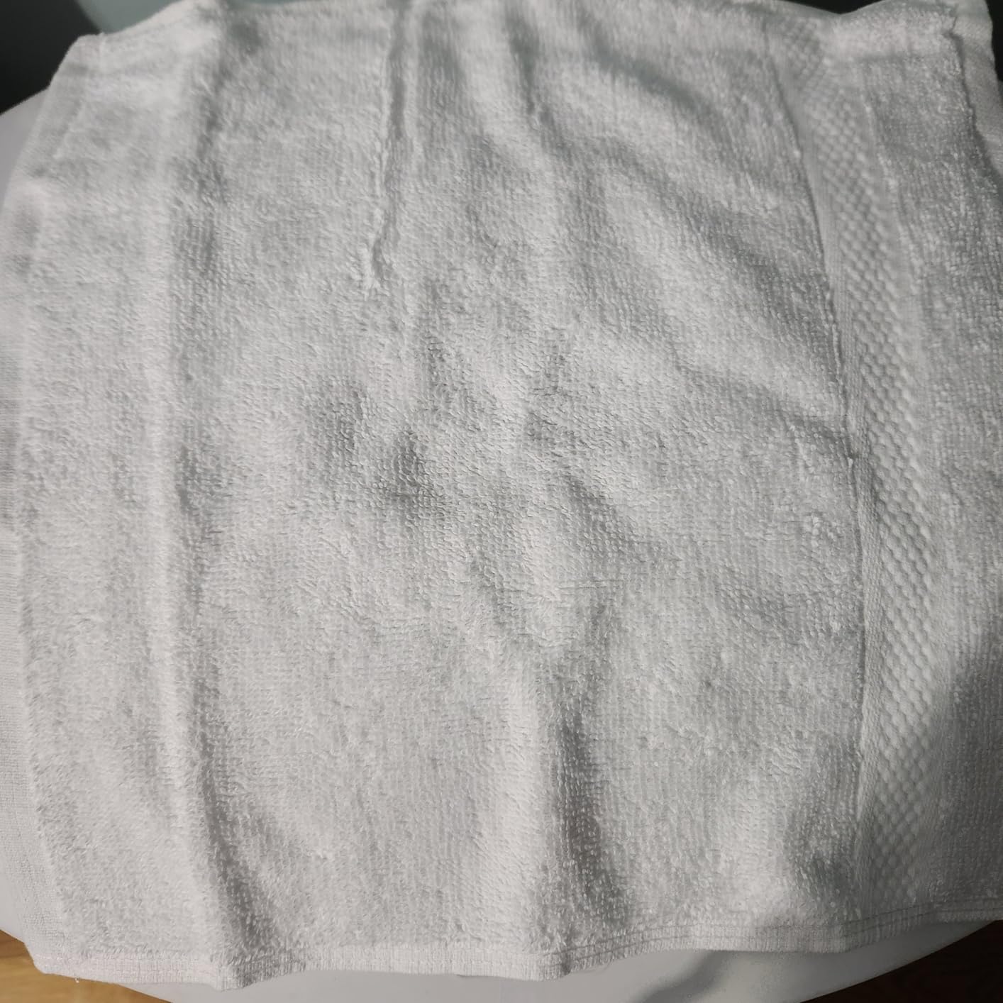 Infinitee Xclusives Luxury Wash Cloths for Showering [13x13] – 100% Cotton Washcloths [Pack of 12], Soft and Absorbent Face Towels for Bathroom Wash Clothes, Gym, and Spa (Brilliant White) - Customer Photo 1