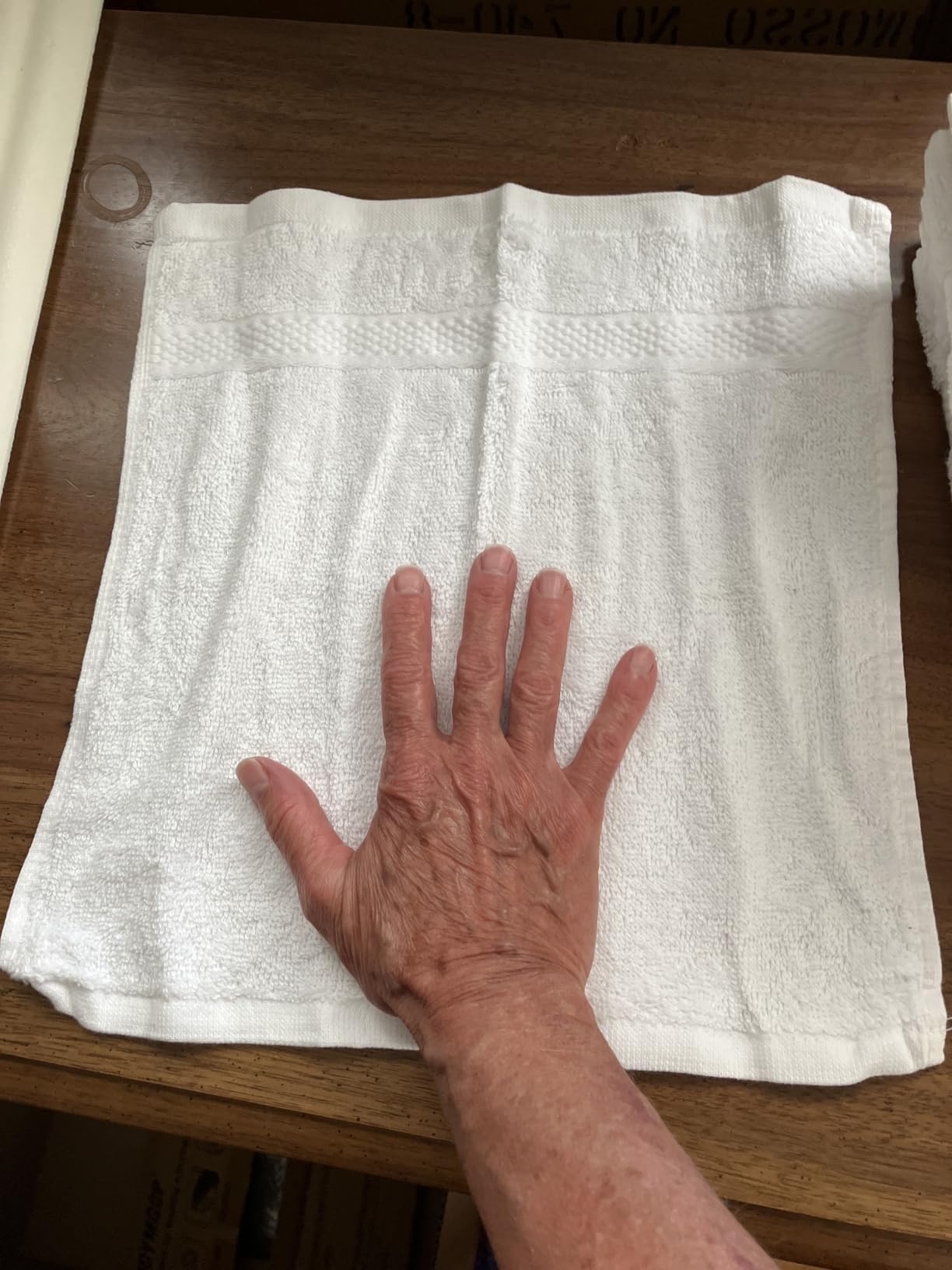 Infinitee Xclusives Luxury Wash Cloths for Showering [13x13] – 100% Cotton Washcloths [Pack of 12], Soft and Absorbent Face Towels for Bathroom Wash Clothes, Gym, and Spa (Brilliant White) - Customer Photo 4