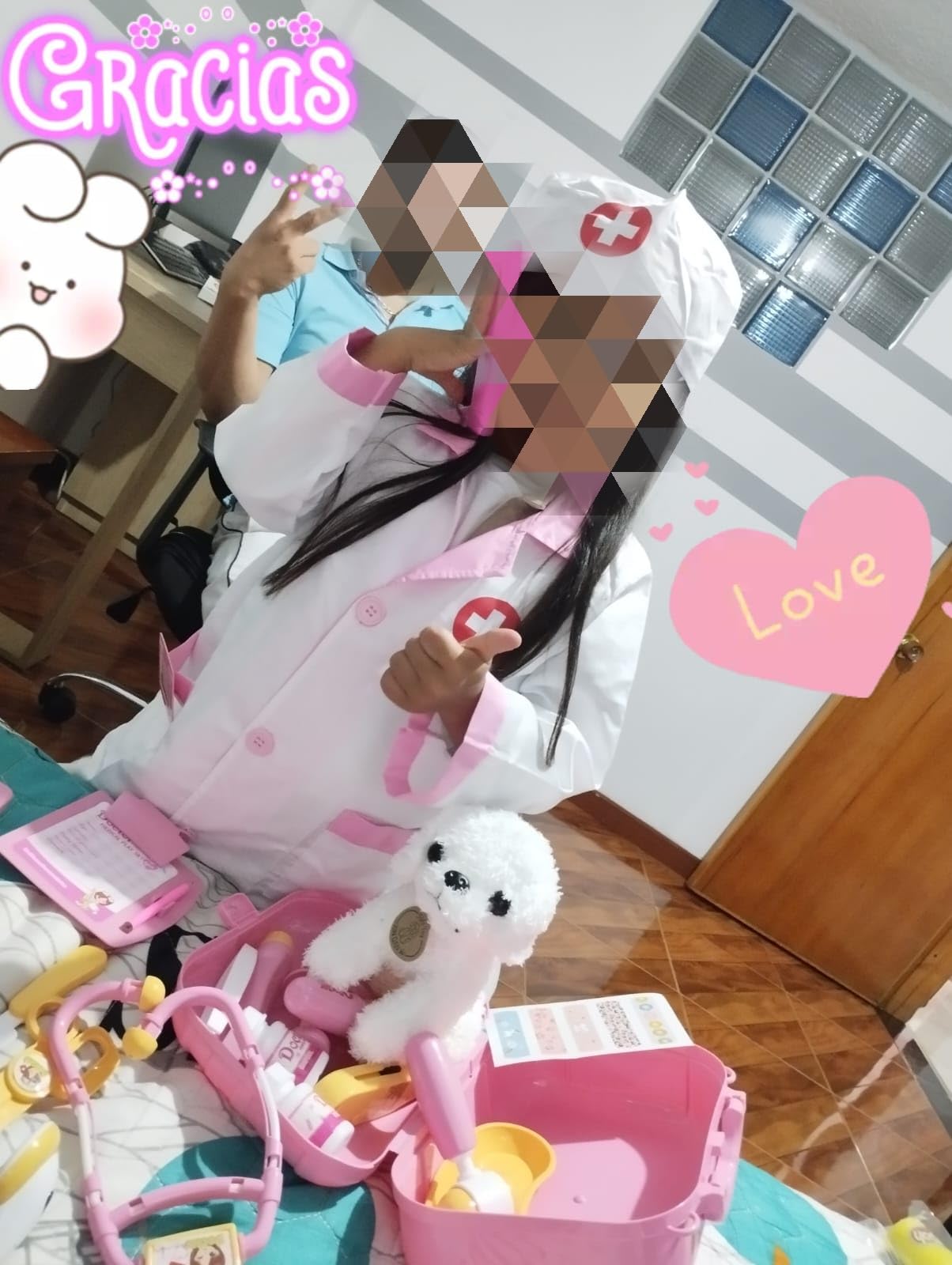 Meland Toy Doctor Kit for Girls, Pretend Play Toy Doctor Set with Dog , Carrying Bag, Stethoscope & Dress Up Costume Gift for Kids Toddlers Ages 3 4 5 6 Year Old for Role Play - Customer Photo 1