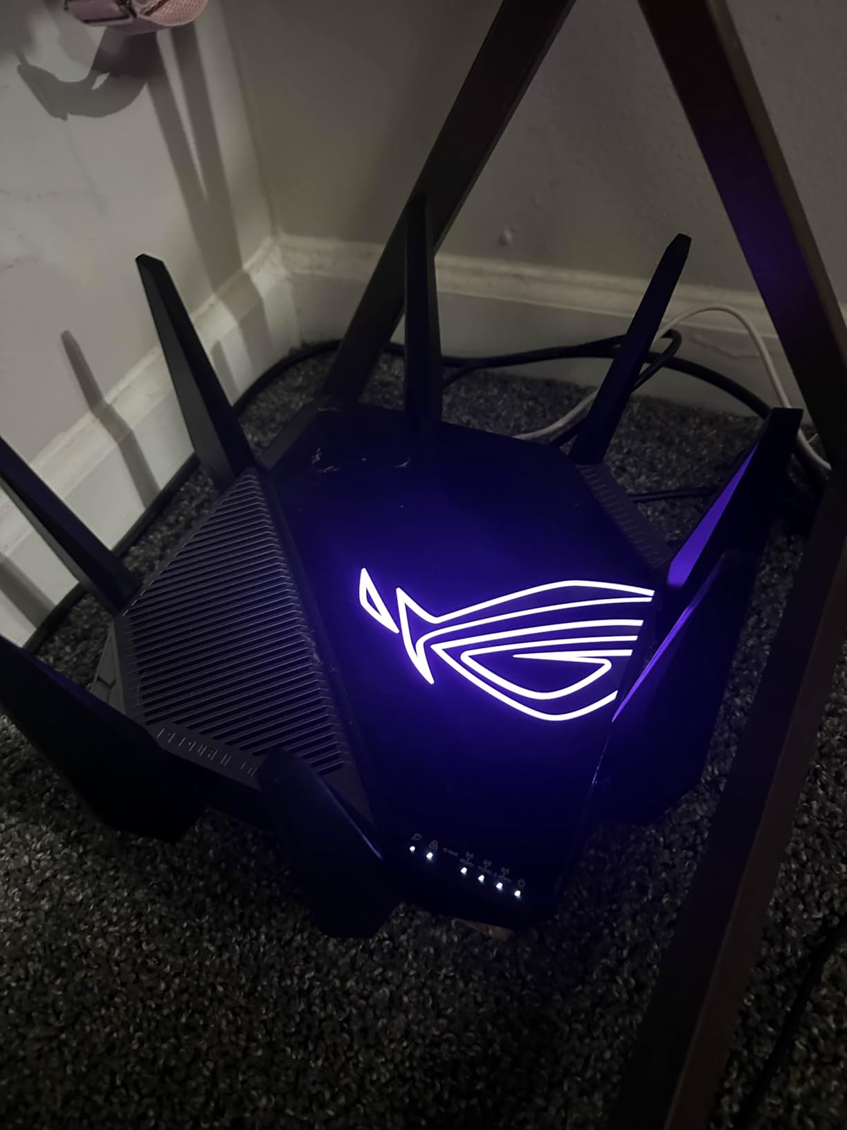 ASUS ROG Rapture GT-AXE11000 Tri-band WiFi 6E Extendable Gaming Router, 6GHz Band, 2.5G Port, Triple-level Game Acceleration, VPN Fusion, Subscription-free Network Security, AiMesh Compatible - Customer Photo 1
