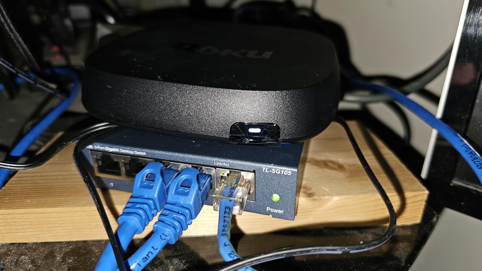 Ultra LT (2023) HD/4K/HDR Dolby Vision Quad-Core Streaming Player with HDMI Cable, Headphones, Voice Remote w/ Private Listening, Ethernet - Customer Photo 1