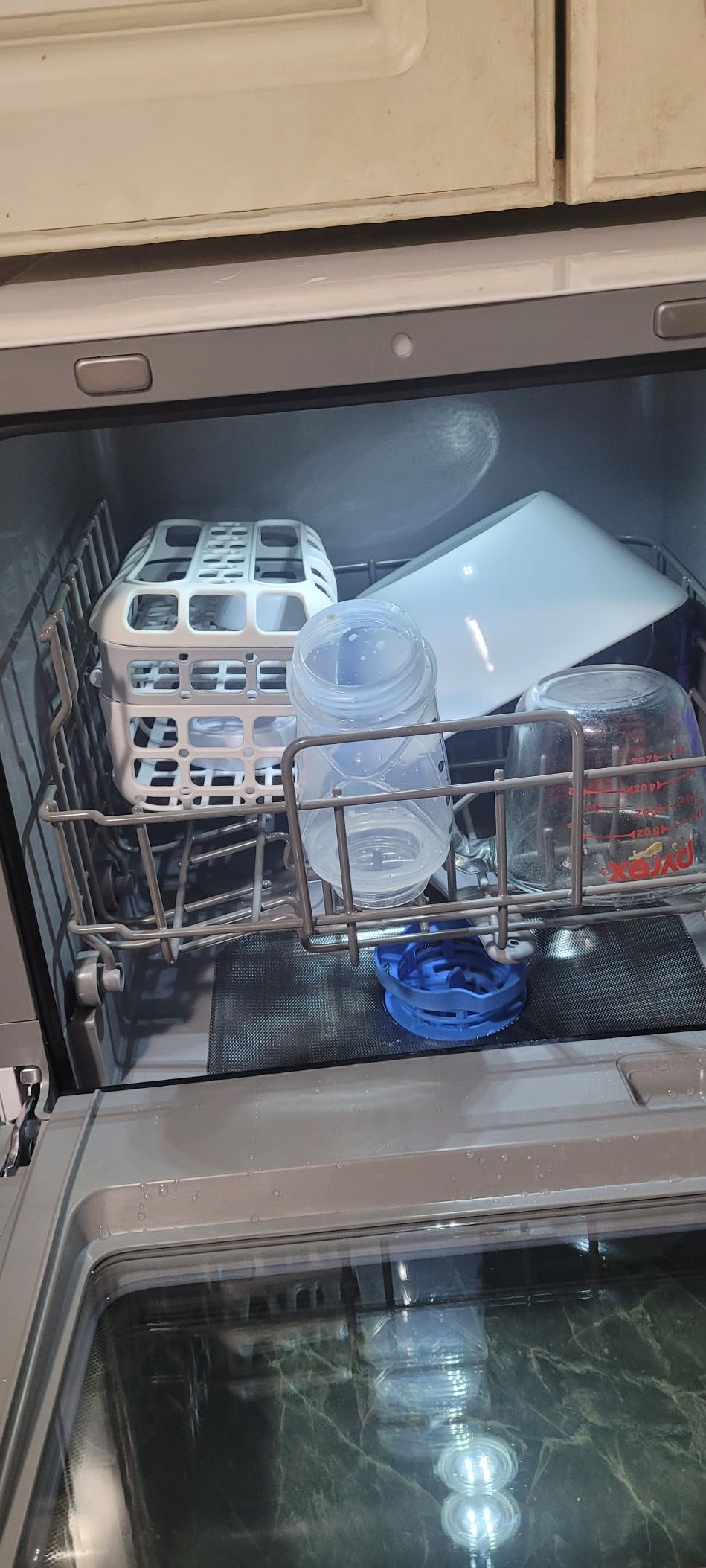 COMFEE' Portable Mini Dishwasher Countertop with 5L Built-in Water Tank for Apartments& RVs, No Hookup Needed, 6 Programs, 360° Dual Spray, 162℉ High-Temp& Air-Dry Function - Customer Photo 1