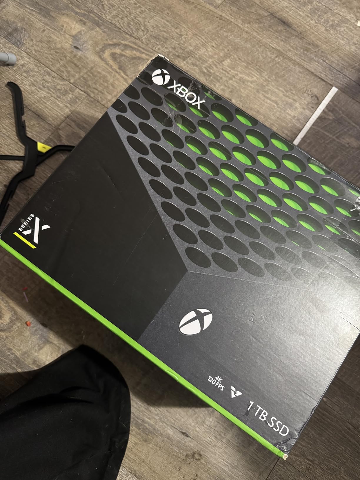 Next Gen Console Bundle - Xbox Series X 1TB + 8K Premium HDMI Cable - 4 feet- 48Gbps Hight Speed HDR for Gaming Console (Renewed) - Customer Photo 4