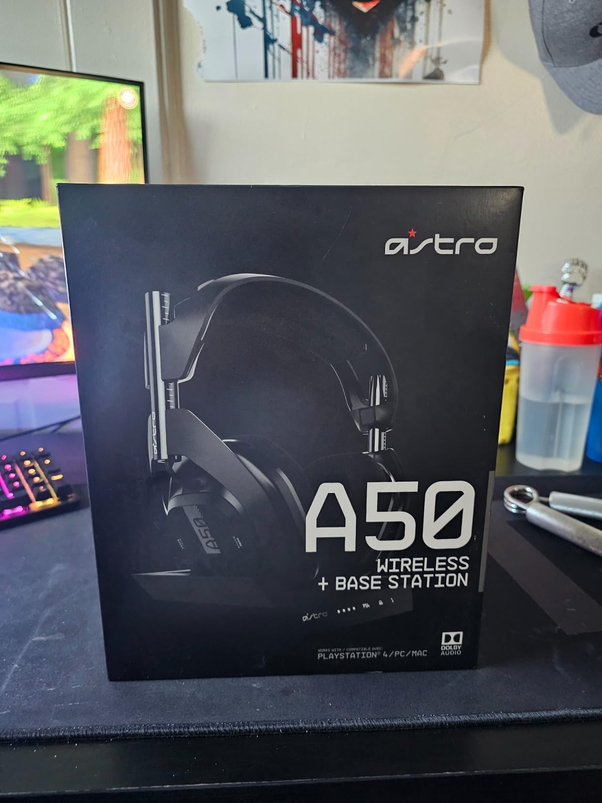 ASTRO Gaming A50 Wireless Headset with Base Station Gen 4, USB Radio Frequency, Unidirectional Microphone Headphones, Compatible with PS4, PS5, PC Windows, Mac, Black (Renewed) - Customer Photo 2
