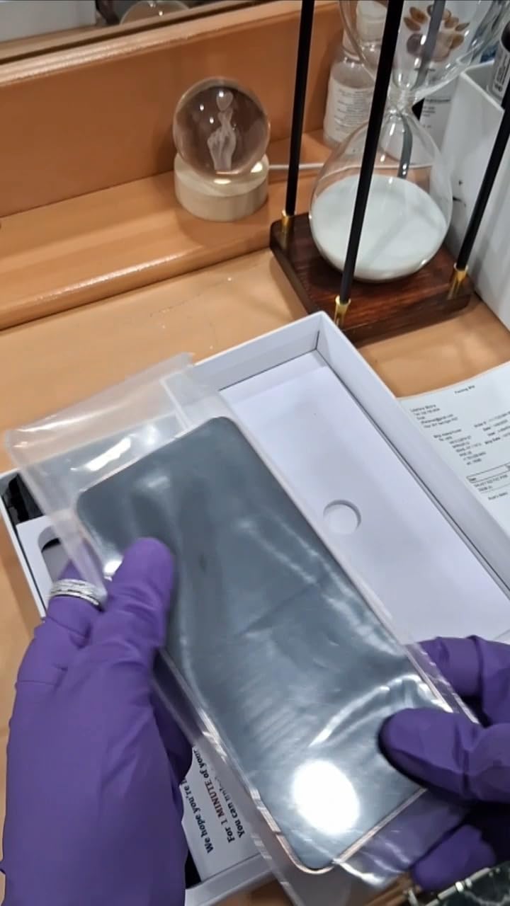 SAMSUNG Galaxy S22 5G, US Version, 256GB, Phantom Black - Unlocked (Renewed) - Customer Photo 1