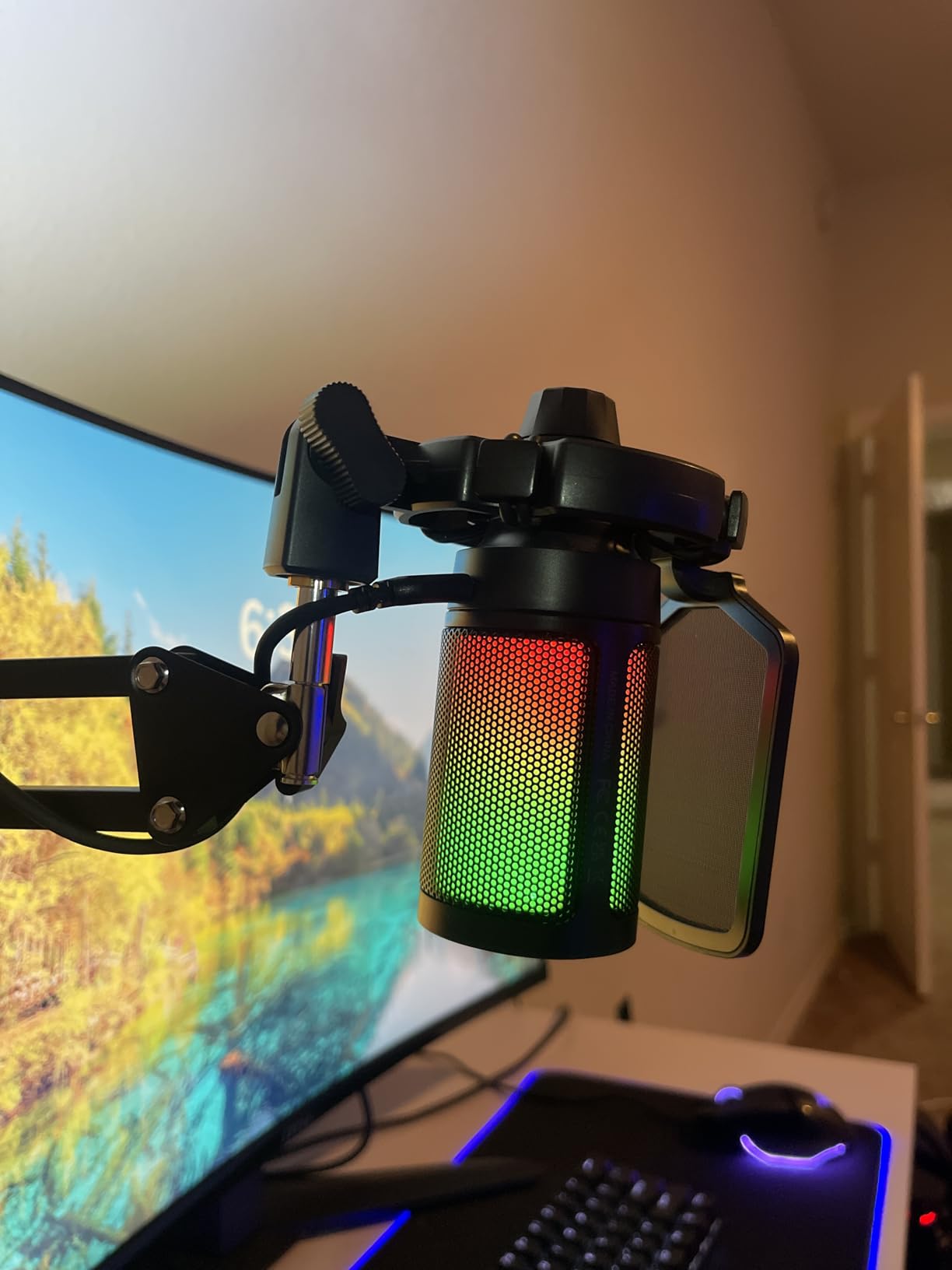 FIFINE Streaming Gaming USB Microphone Kit, PC Condenser RGB Mic Compatible with PS4/PS5, Plug and Play for Music Recording, Online Game, Discord, Twitch, with Pop Filter, Shock Mount-A6T White Customer Review FIFINE Streaming Gaming USB Microphone Kit, PC Condenser RGB Mic Compatible with PS4/PS5, Plug and Play for Music Recording, Online Game, Discord, Twitch, with Pop Filter, Shock Mount-A6T White - Customer Photo 3