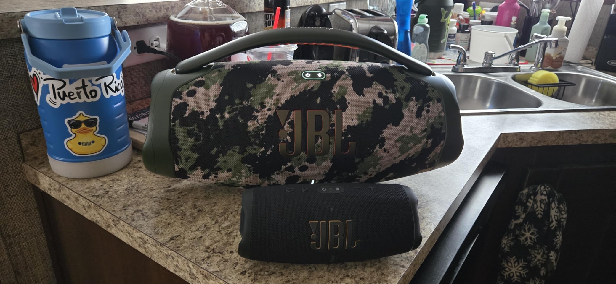 JBL Boombox 3 Black Portable Bluetooth Speaker with Massive Sound, Deepest Bass, IPX7 Waterproof, 24H Playtime, PartyBoost Customer Review JBL Boombox 3 Black Portable Bluetooth Speaker with Massive Sound, Deepest Bass, IPX7 Waterproof, 24H Playtime, PartyBoost - Customer Photo 1