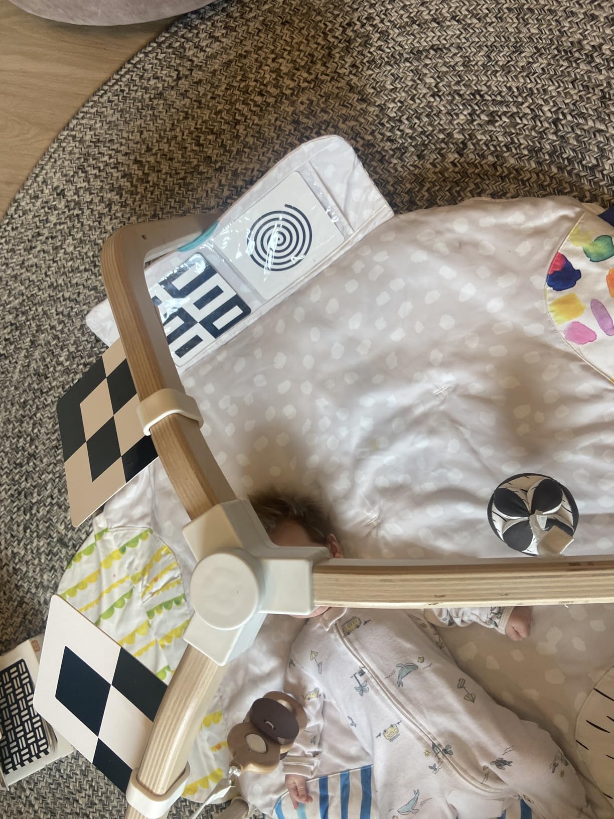 Skillmatics Thick Flash Cards for Toddlers - Letters, Numbers, Shapes & Colors, Learning Aids, Christmas Stocking Stuffers, Montessori Toys, Preschool Activities, Gifts for Kids Ages 1, 2, 3, 4 Years - Customer Photo 2