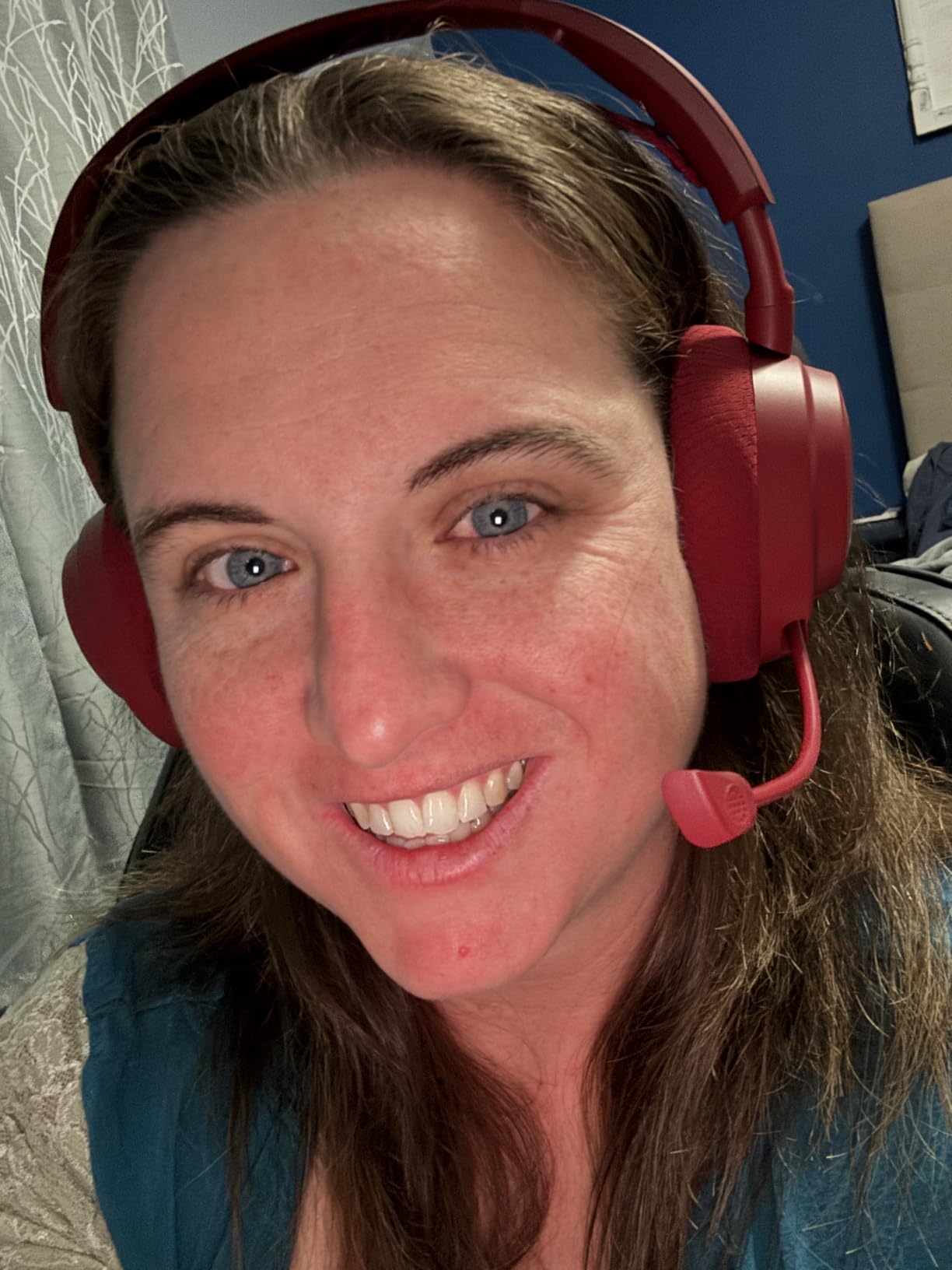 SteelSeries Arctis Nova 7 Wireless Multi-Platform Gaming Headset — Neodymium Magnetic Drivers — 2.4GHz + Mixable Bluetooth — 38Hr USB-C Battery — ClearCast Gen2 AI Mic — PC, PS5, Switch, VR, Mobile - Customer Photo 1