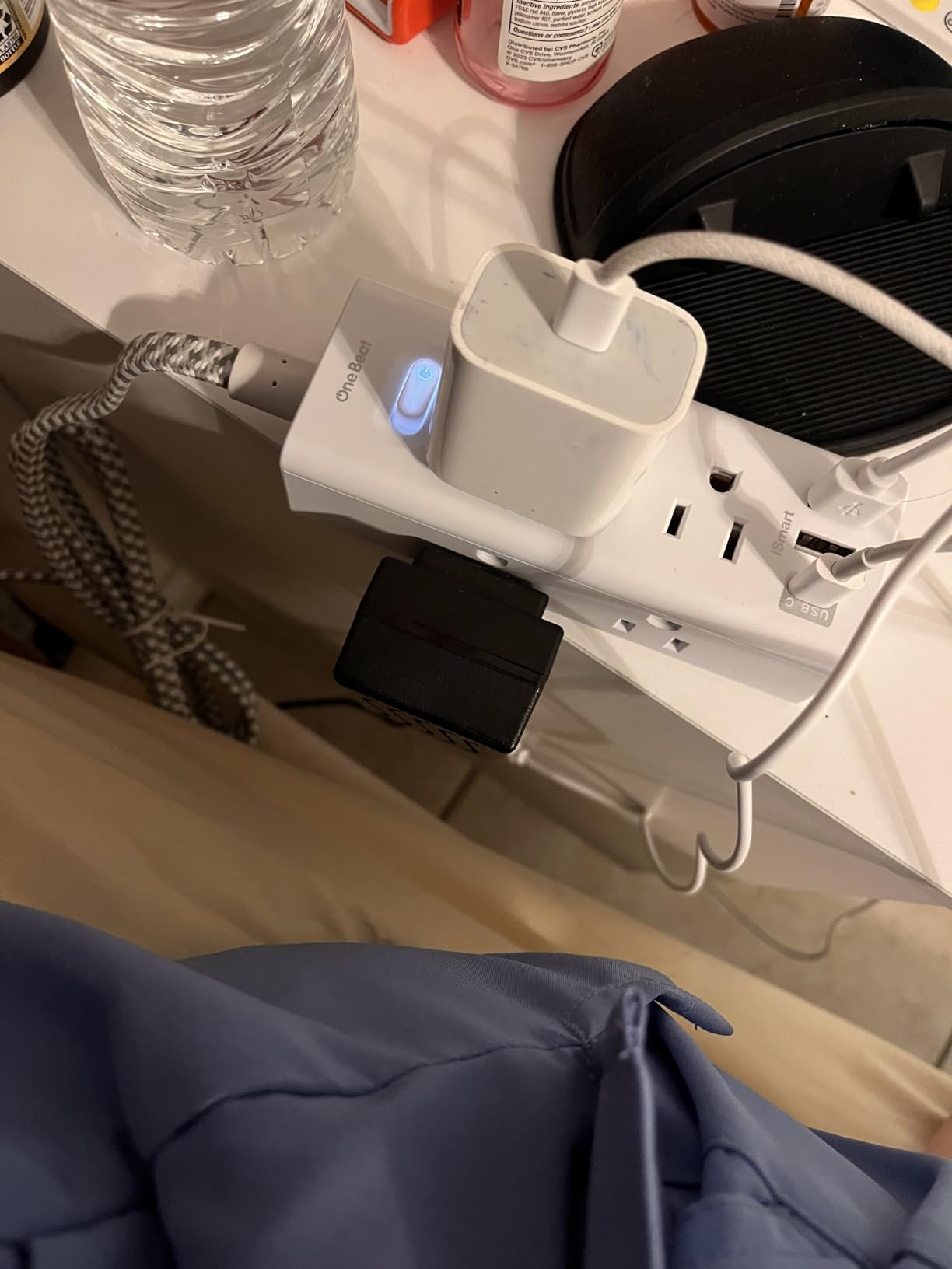 Power Strip Surge Protector - One Beat 6 Widely Outlets with 4 USB Ports (2 USB C), 5 Ft Extension Cord Flat Plug, Wall Mount Outlet Extender Small Power Strip for Travel Home Office College Dorm Room Customer Review Power Strip Surge Protector - One Beat 6 Widely Outlets with 4 USB Ports (2 USB C), 5 Ft Extension Cord Flat Plug, Wall Mount Outlet Extender Small Power Strip for Travel Home Office College Dorm Room - Customer Photo 1