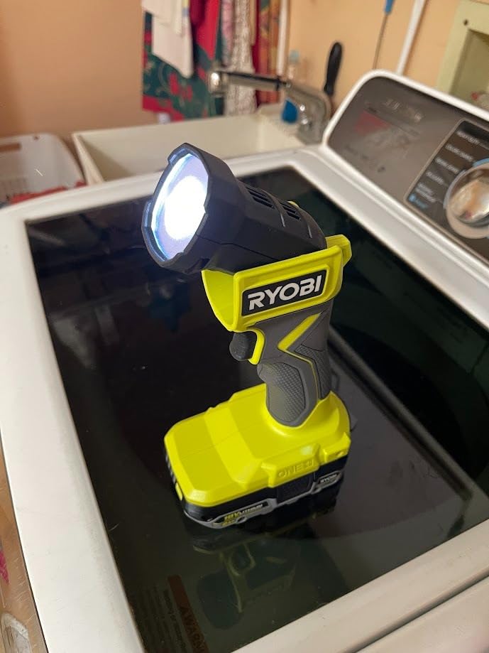 RYOBI PCL660B ONE+ 18V Cordless LED Flash Light (Tool Only) - Customer Photo 2