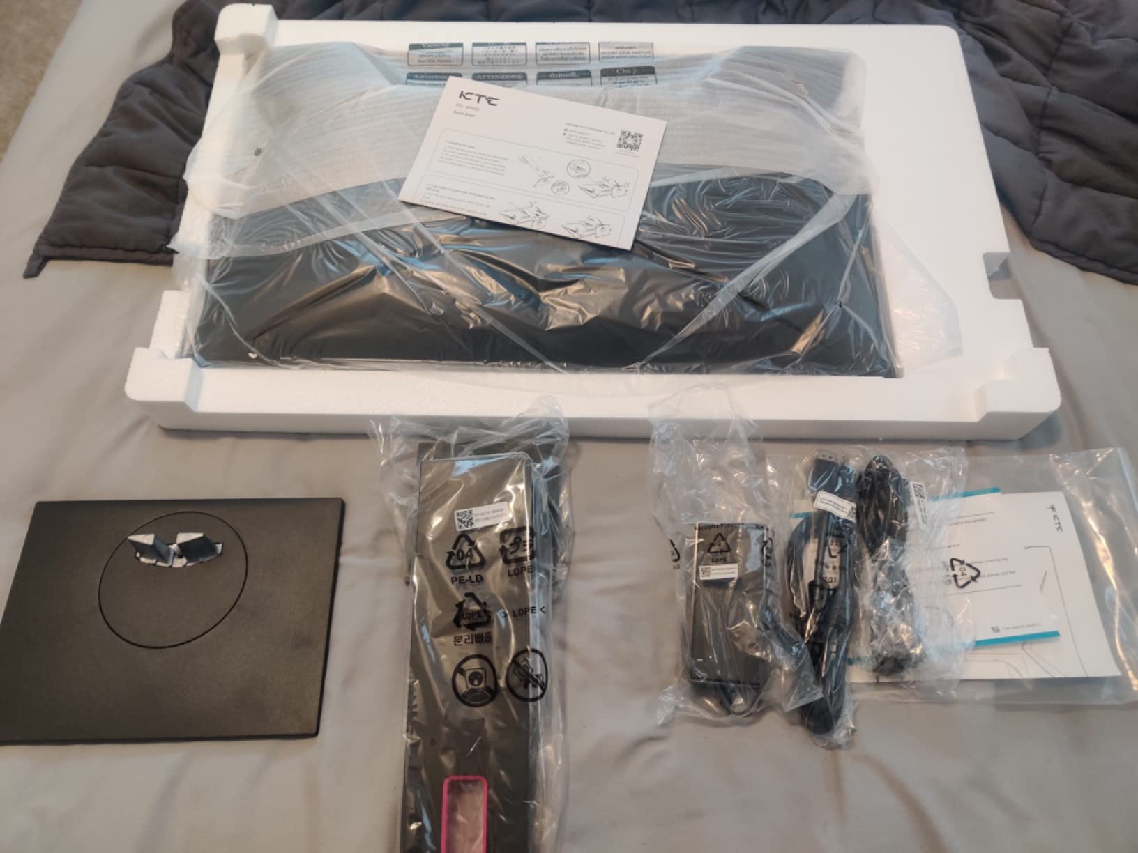 KTC 27 inch Gaming Monitor, 1440P Curved Monitor, 180Hz, 144Hz, 2K, 1500R, 1ms, FreeSync/G-Sync Compatible, DisplayPort/HDMI/USB, Ultrawide PC Vesa/Wall Mount Computer Monitor, H27S17 - Customer Photo 1