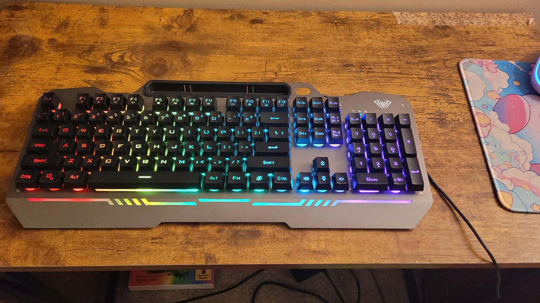 AULA Keyboard, T102 104 Keys Gaming Keyboard and Mouse Combo with RGB Backlit Number Pad, All-Metal Panel Waterproof Light Up PC Keyboard,USB Wired Computer Keyboards Gaming for Win XP/7/8/10 PC Gamer Customer Review AULA Keyboard, T102 104 Keys Gaming Keyboard and Mouse Combo with RGB Backlit Number Pad, All-Metal Panel Waterproof Light Up PC Keyboard,USB Wired Computer Keyboards Gaming for Win XP/7/8/10 PC Gamer - Customer Photo 2