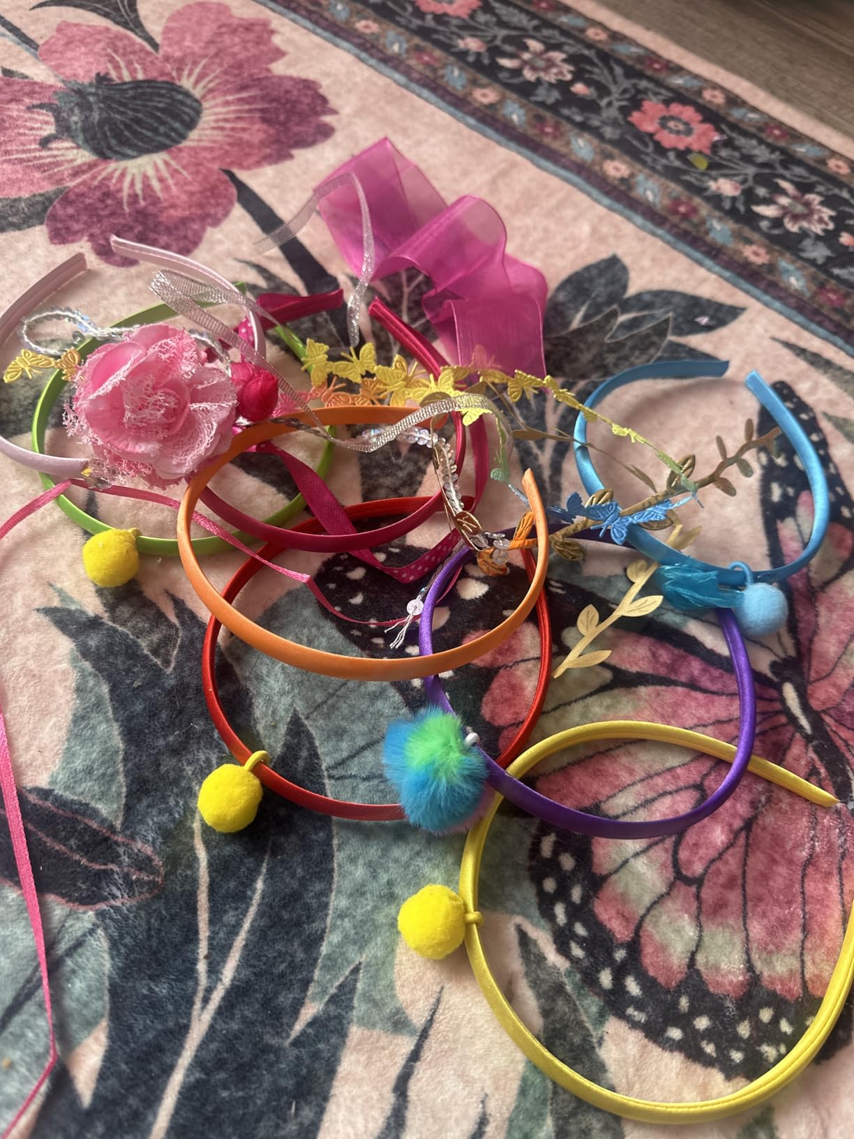 Pretty Me Headband Making Kit for Girls - Arts & Crafts Gift - Make Your Own Fashion Headbands for Kids - DIY Hair Accessories Set - Gift for Ages 5-12 Year Old Girl - Little Kids Art & Craft Gifts - Customer Photo 2