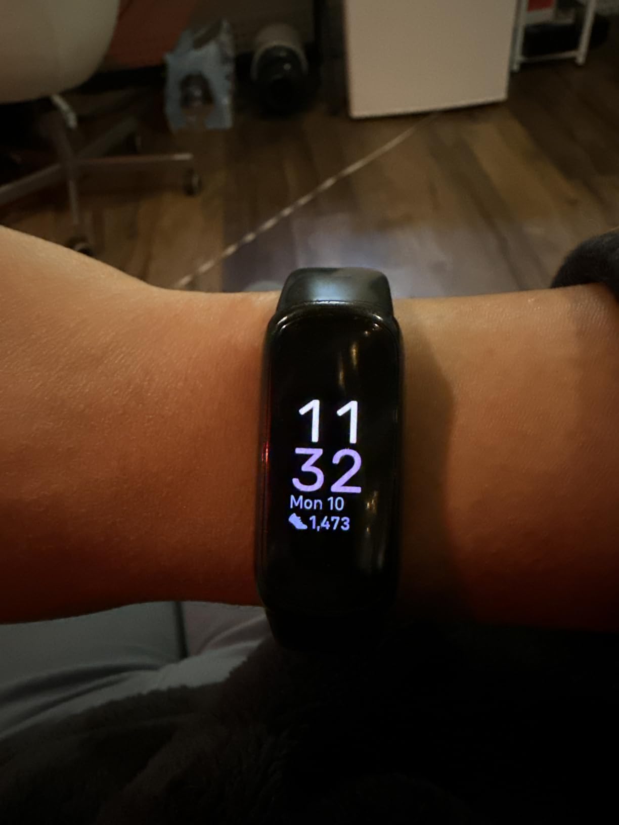 Fitbit Inspire 3 Health &-Fitness-Tracker with Stress Management, Workout Intensity, Sleep Tracking, 24/7 Heart Rate and more, Midnight Zen/Black One Size (S & L Bands Included) Customer Review Fitbit Inspire 3 Health &-Fitness-Tracker with Stress Management, Workout Intensity, Sleep Tracking, 24/7 Heart Rate and more, Midnight Zen/Black One Size (S & L Bands Included) - Customer Photo 1