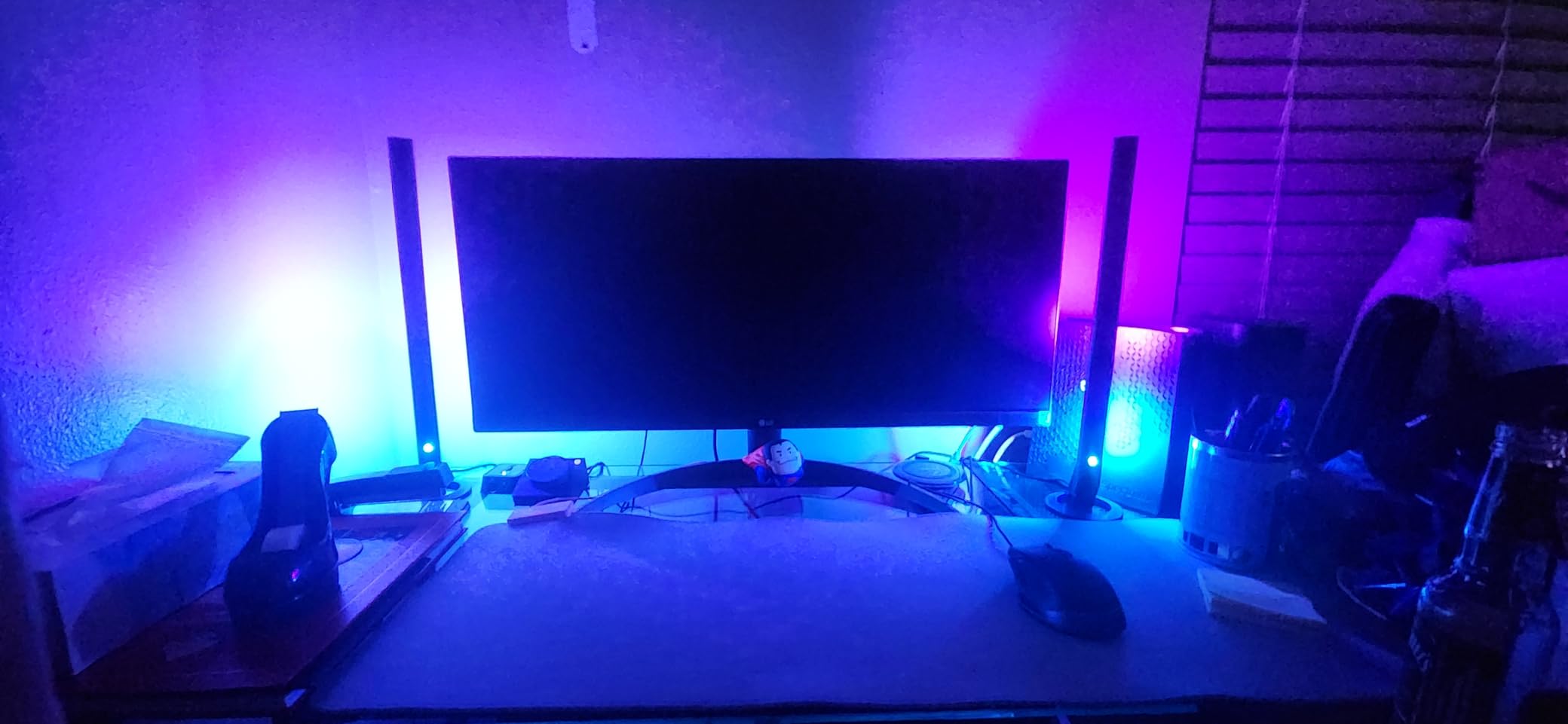 Govee RGBIC Gaming Light Bars H6047 with Smart Controller, Wi-Fi Smart LED Gaming Lights with Music Modes and 60+ Scene Modes Built, Works with Alexa & Google Assistant, Game Room Lights Decor - Customer Photo 1