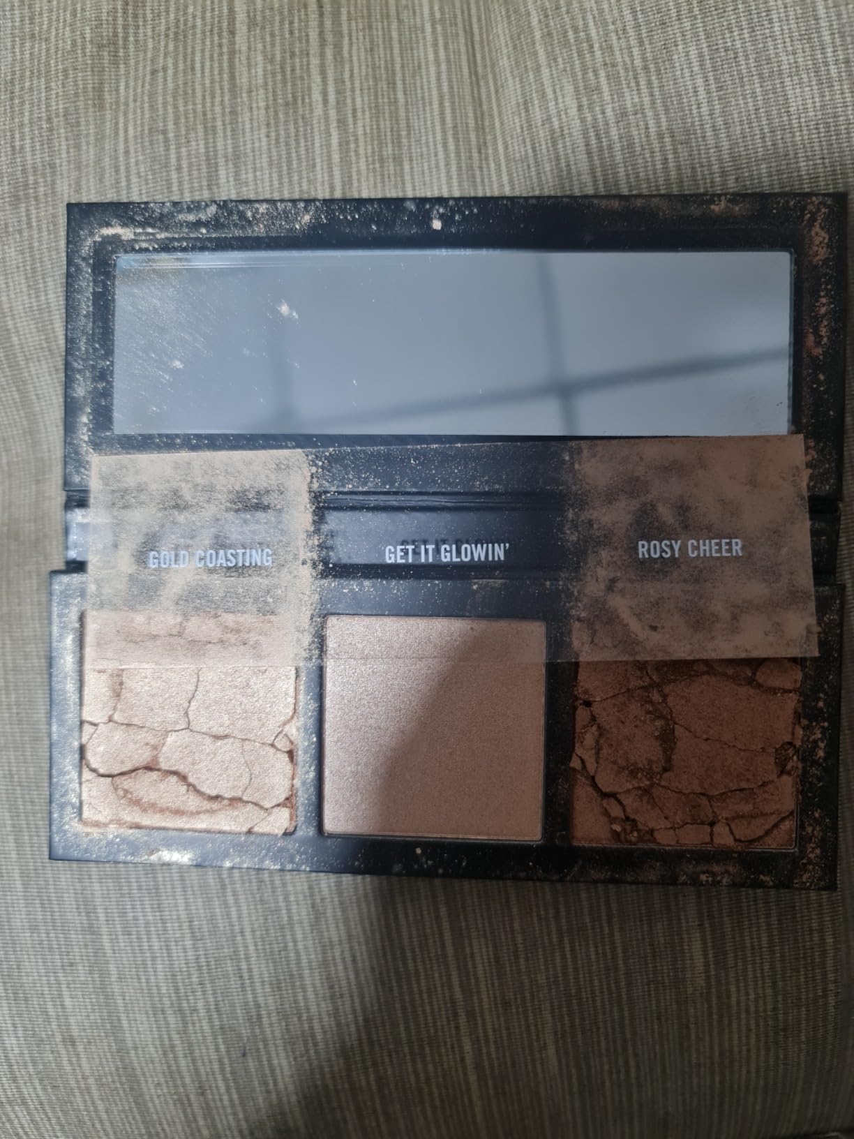 MAC Hyper Glow Palette - Get It Glowin Makeup Women 0.15 oz - Customer Photo 2
