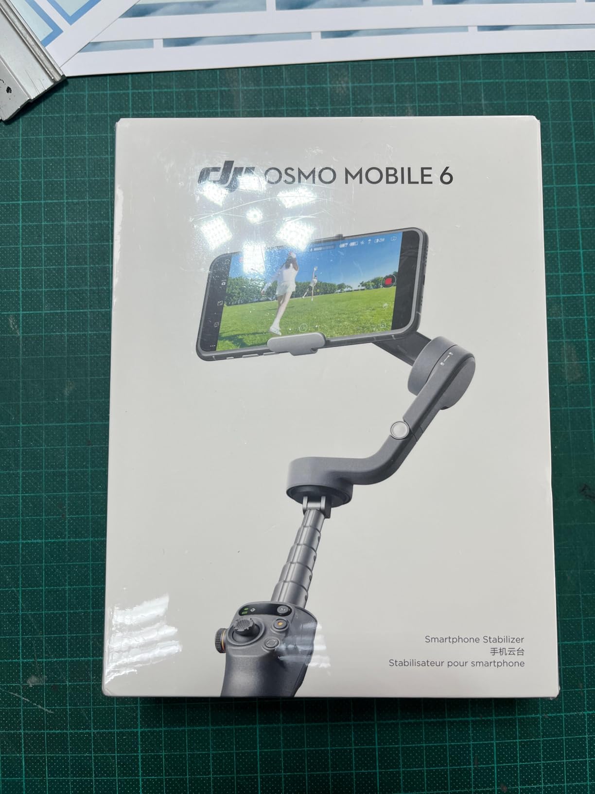 DJI Osmo Mobile 6 Gimbal Stabilizer for Smartphones, 3-Axis Phone Gimbal, Built-In Extension Rod, Object Tracking, Portable and Foldable, Vlogging Stabilizer, YouTube TikTok, Slate Gray - Customer Photo 2