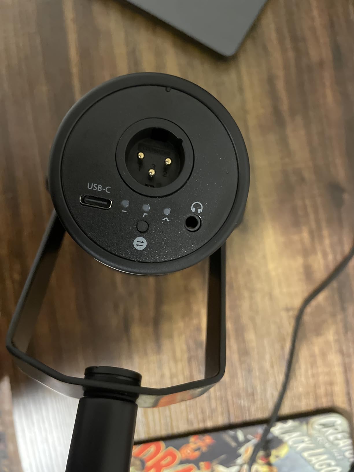 MAONO Dynamic Microphone, USB/XLR Podcast PC Microphone with Software, EQ,Tap-to-Mute, Headphone Jack, Gain Knob & Volume Control, Studio Mic for Broadcast, Recording, Streaming & Gaming (PD400X) Customer Review MAONO Dynamic Microphone, USB/XLR Podcast PC Microphone with Software, EQ,Tap-to-Mute, Headphone Jack, Gain Knob & Volume Control, Studio Mic for Broadcast, Recording, Streaming & Gaming (PD400X) - Customer Photo 2