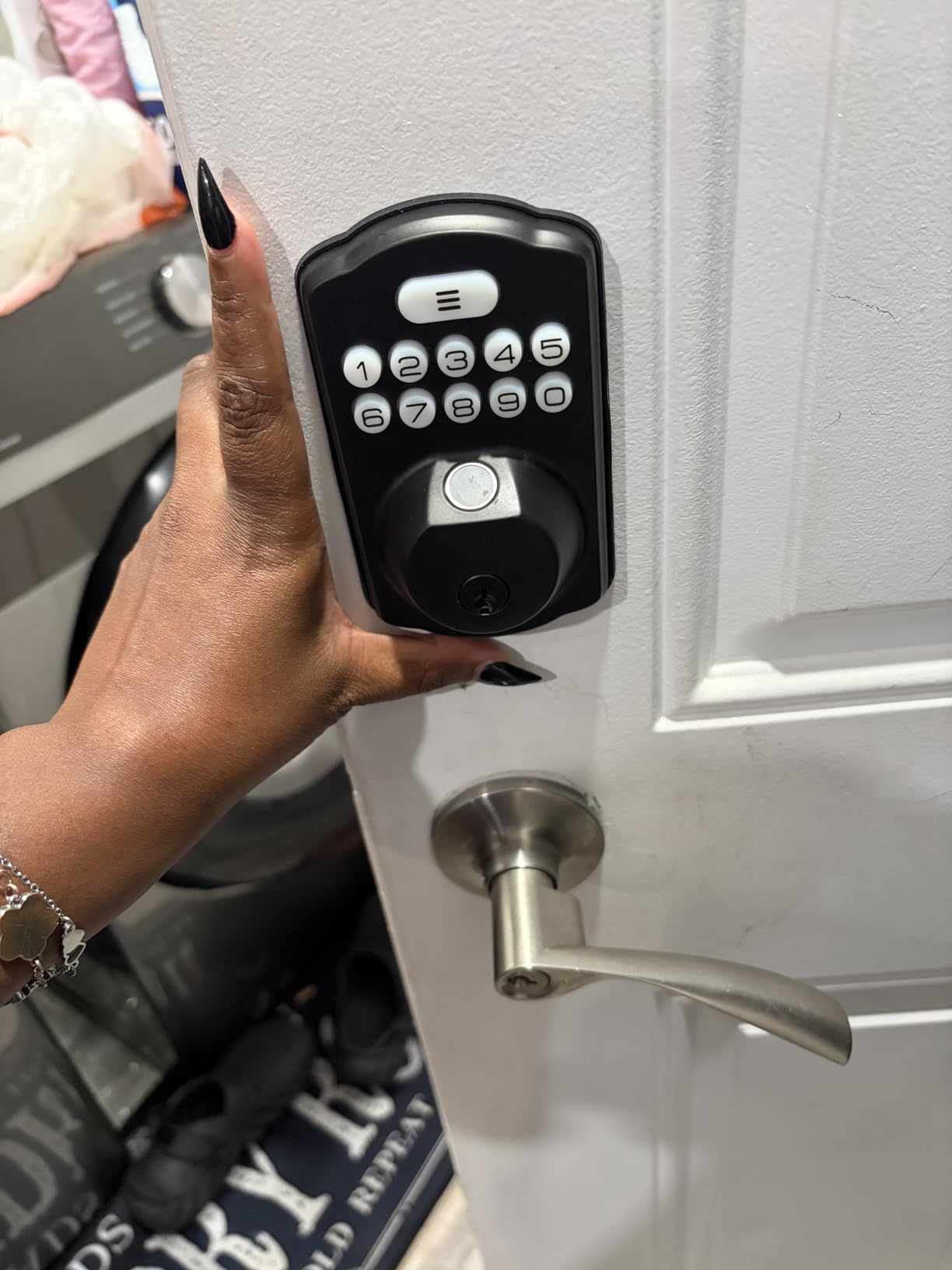 Veise Fingerprint Door Lock, Keyless Entry, Auto Lock, Electronic Keypad Deadbolt for Front Door, Biometric, Anti-Peeking Password, Easy Install, Satin Nickel - Customer Photo 2