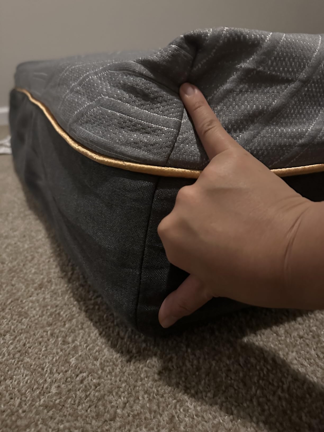 EGOHOME 14 Inch Queen Memory Foam Mattress for Back Pain, Cooling Copper Gel Bed in a Box, Foam Made in USA, CertiPUR-US Certified, Therapeutic Medium Firm, 60x80x14 Black - Customer Photo 2