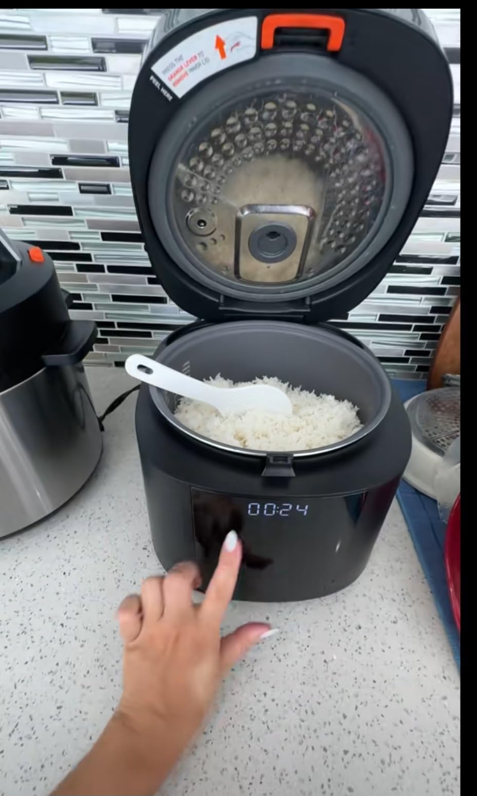 COSORI Rice Cooker 10 Cup, 24h Keep Warm, Non-stick Ceramic Inner Pot, 18 Functions Fuzzy Logic Rice Maker with Stainless Steel Steamer Basket, Sauté, Slow Cooker, Black - Customer Photo 1