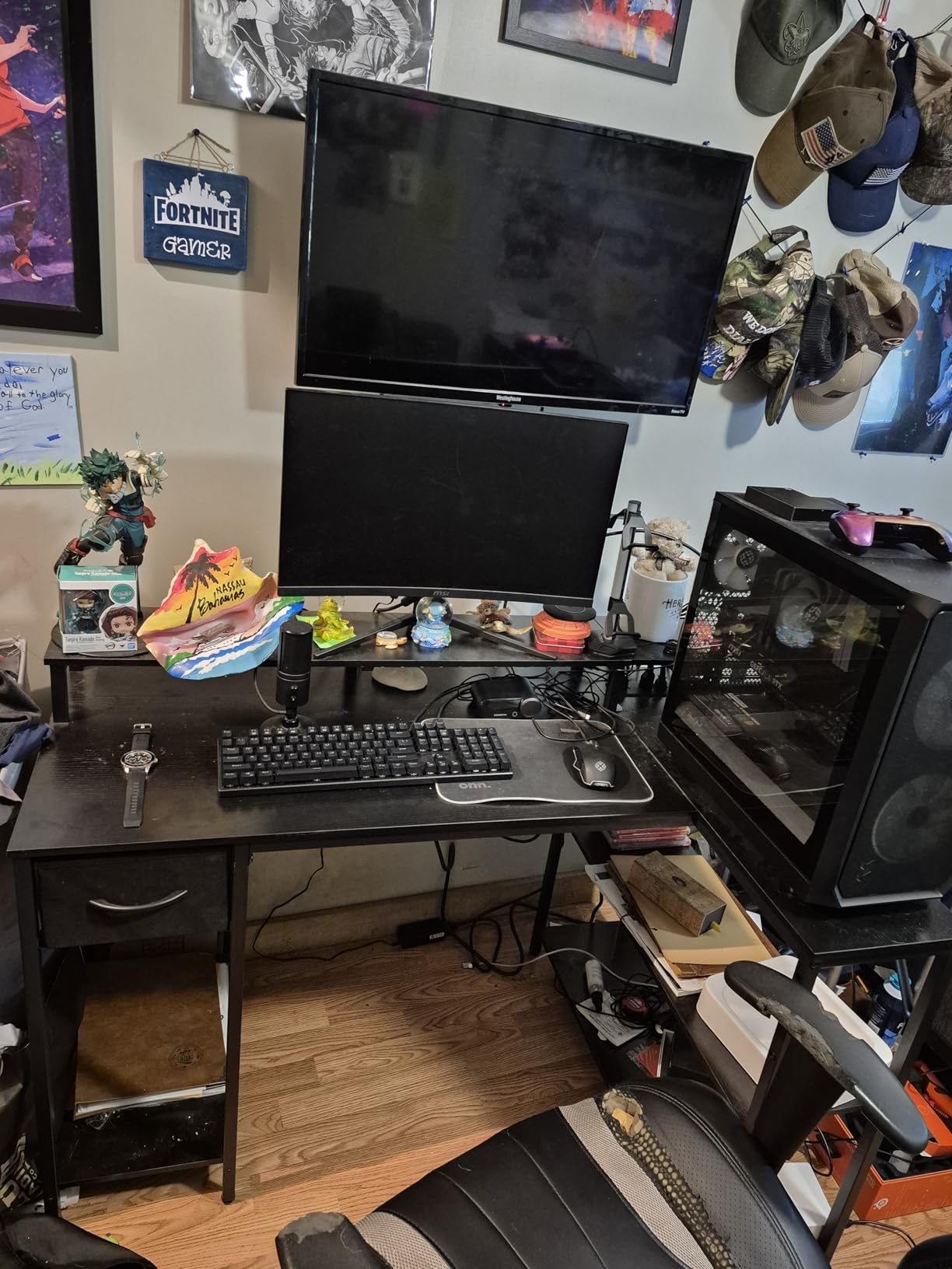 SUPERJARE Reversible L Shaped Gaming Desk with Drawer, LED Lights & Power Outlets, Corner Computer Desk with Shelves & Monitor Stand for Home, Office, Black, 47 inches - Customer Photo 5