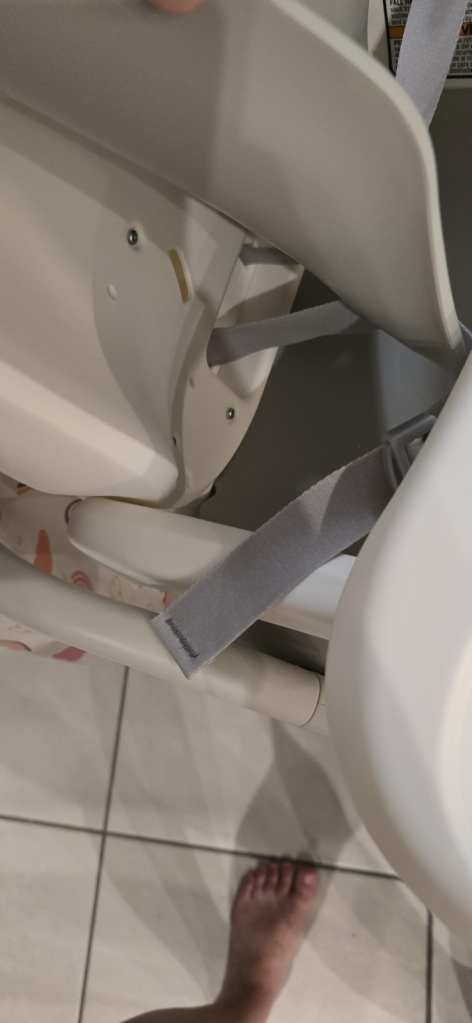 Graco EveryStep 6 in 1 High Chair, Babies and Toddlers Portable Slim High Chair with 6 Growing Stages from Infant to Toddler Seating, Convenient for Dining Time, Featured Design in Misty - Customer Photo 1