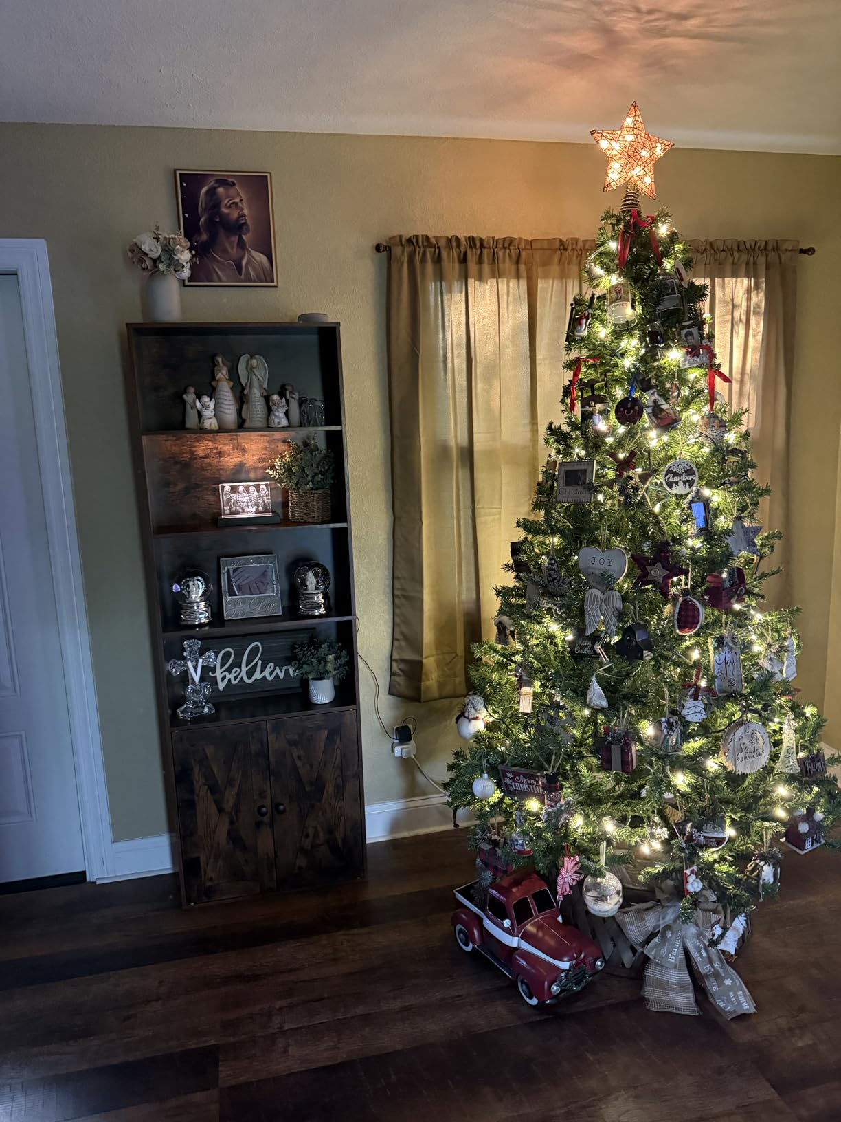 IRONCK Industrial Bookshelves and Bookcases with Doors Floor Standing 6 Shelf Display Storage Shelves 70 in Tall Bookcase for Home Office, Living Room - Customer Photo 2