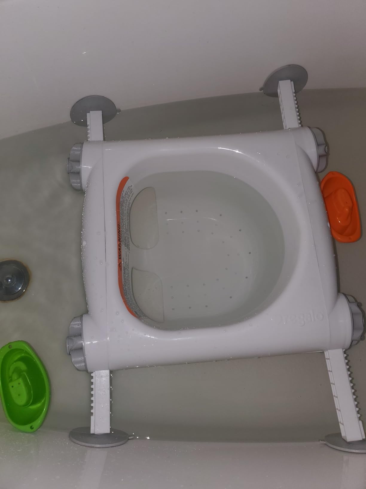 Regalo Baby Basics 3-in-1 Grow with Me Bath Tub, Award Winning Brand, Adjustable As Your Baby Grows, Includes Foam Padded Air Mesh Sling, Drying Hook - Customer Photo 1