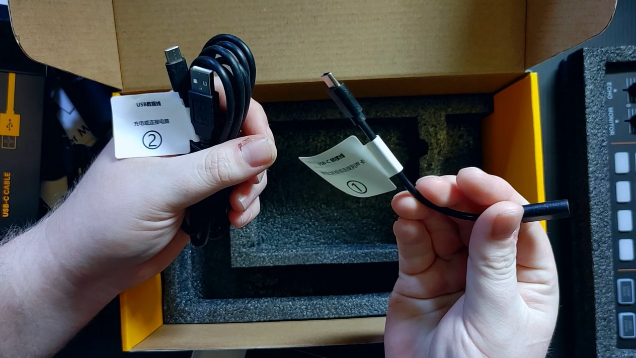 MAONO Podcast Equipment Bundle Audio mixer All-in-One Podcast Production Studio with 3.5mm Microphone for Live Streaming, Podcast Recording, PC, Smartphone, DJ MaonoCaster Lite (AU-AM200-S1) Customer Review MAONO Podcast Equipment Bundle Audio mixer All-in-One Podcast Production Studio with 3.5mm Microphone for Live Streaming, Podcast Recording, PC, Smartphone, DJ MaonoCaster Lite (AU-AM200-S1) - Customer Photo 4