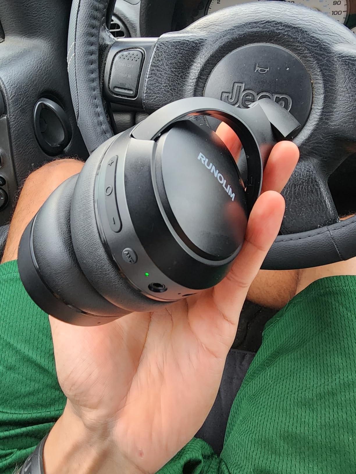 RUNOLIM Hybrid Active Noise Cancelling Headphones, Wireless Over Ear Bluetooth Headphones with Microphone, 70H Playtime, Foldable Headphone with HiFi Audio, Deep Bass for Home Travel Office Customer Review RUNOLIM Hybrid Active Noise Cancelling Headphones, Wireless Over Ear Bluetooth Headphones with Microphone, 70H Playtime, Foldable Headphone with HiFi Audio, Deep Bass for Home Travel Office - Customer Photo 1