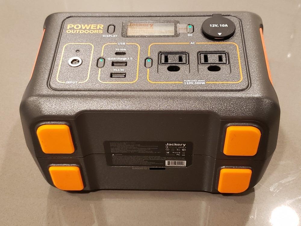 Jackery Solar Generator 300, 293Wh Backup Lithium Battery with 1XSolar Panel SolarSaga 100W, 110V/300W Pure Sine Wave AC Outlet for RV Outdoors Camping Travel Blackout - Customer Photo 2