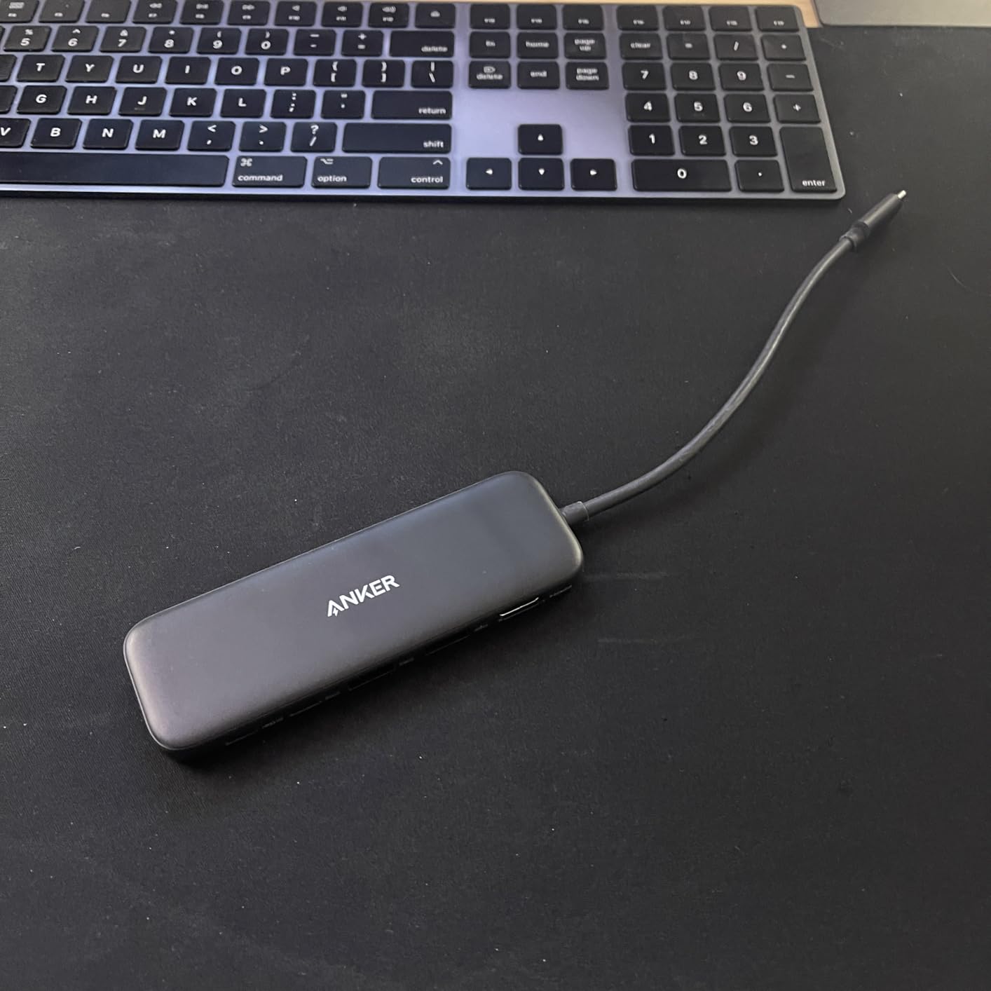 Anker USB C Hub, 5-in-1 USBC to HDMI Splitter with 4K Display, 1 x Powered USB-C 5Gbps & 2×Powered USB-A 3.0 5Gbps Data Ports for MacBook Pro, MacBook Air, Dell and More - Customer Photo 2