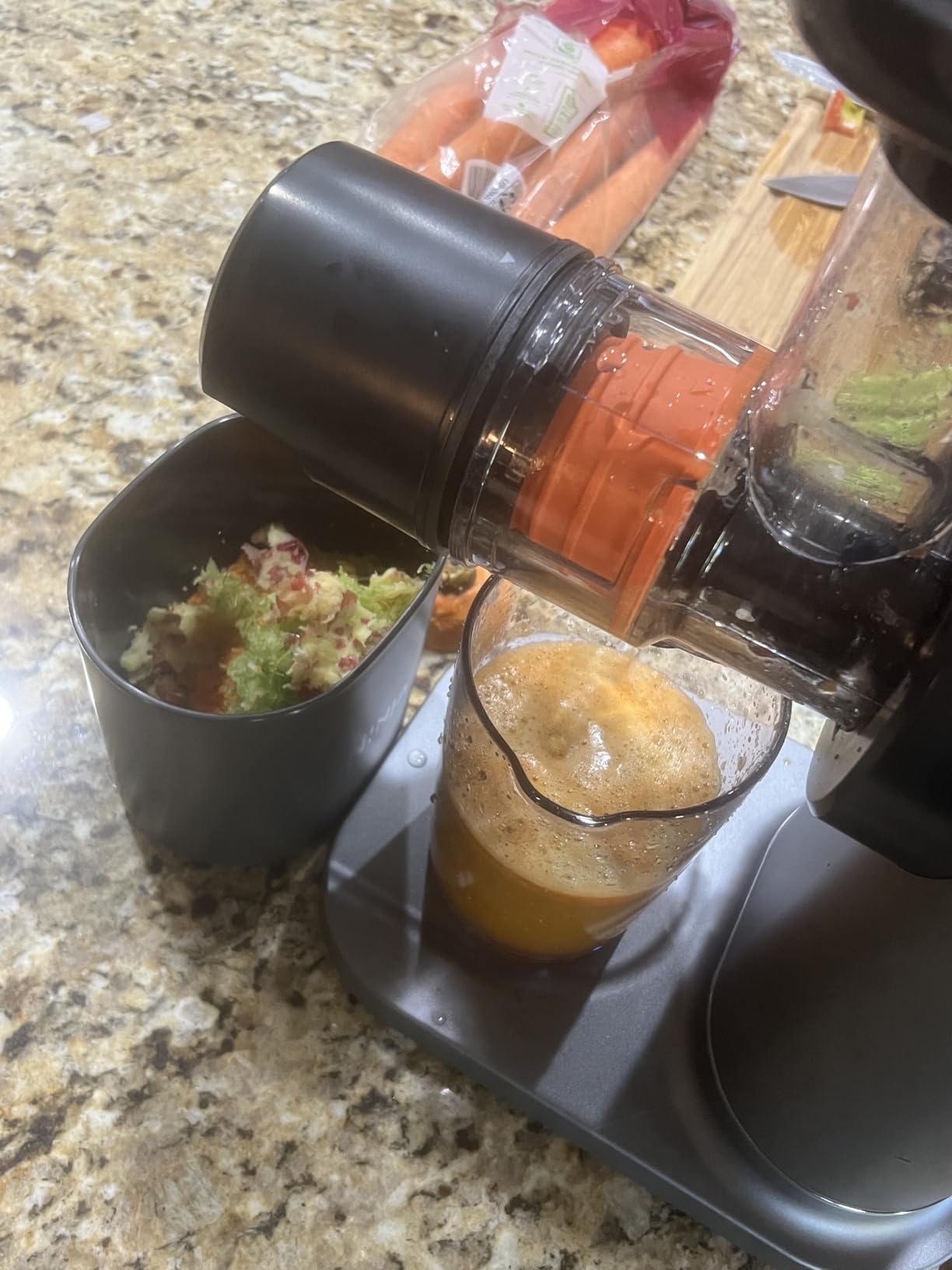 Ninja NeverClog Cold Press Juicer, Powerful Slow Juicer with Total Pulp Control, Countertop, Electric, 2 Pulp Functions, Dishwasher Safe, 2nd Generation, Charcoal, JC151 - Customer Photo 2