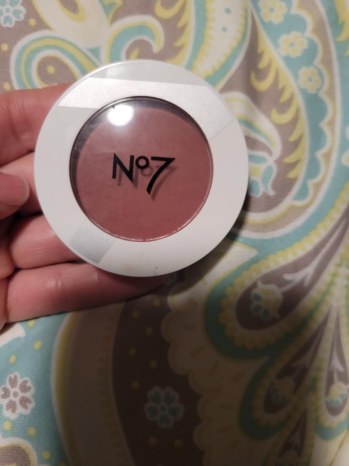 No7 Matte Powder Blush - Peaches - Loose Blush Makeup Palette for Instant Flush of Color - Makeup Powder for Face with Skin Conditioning Vitamin E (3g) Customer Review No7 Matte Powder Blush - Peaches - Loose Blush Makeup Palette for Instant Flush of Color - Makeup Powder for Face with Skin Conditioning Vitamin E (3g) - Customer Photo 2