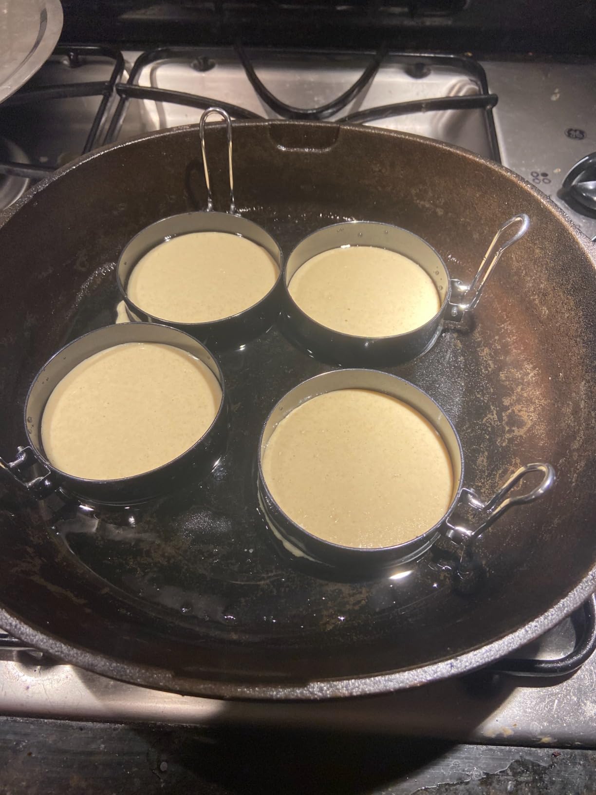 Modern Innovations Griddle Breakfast Kit Accessories - Pancake Batter Dispenser for Griddle, Cast Iron Grill Press for Bacon, 4 Egg Rings/Pancake Molds and Spatula, Compatible With Blackstone Griddles - Customer Photo 1