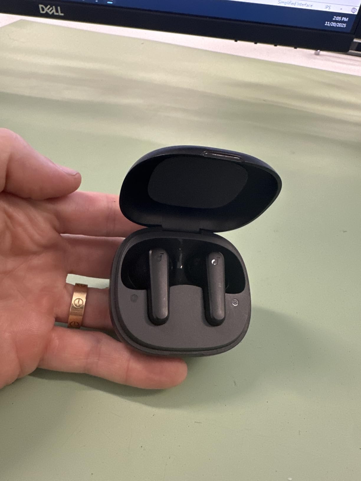 Soundcore by Anker P20i True Wireless Earbuds, 10mm Drivers with Big Bass, Bluetooth 5.3, 30H Long Playtime, Water-Resistant, 2 Mics for AI Clear Calls, 22 Preset EQs, Customization via App - Customer Photo 1