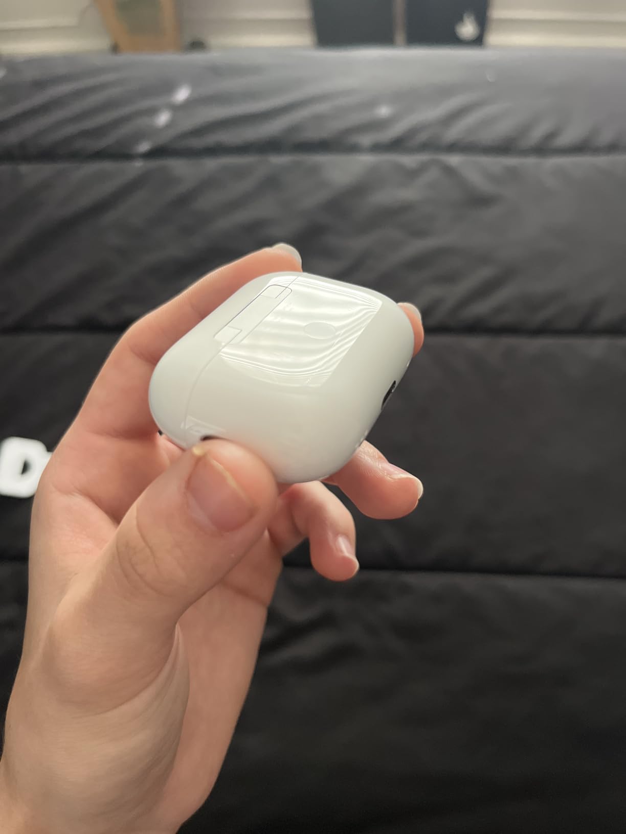 Apple AirPods Pro (2nd Generation) (Renewed Premium) - Customer Photo 3