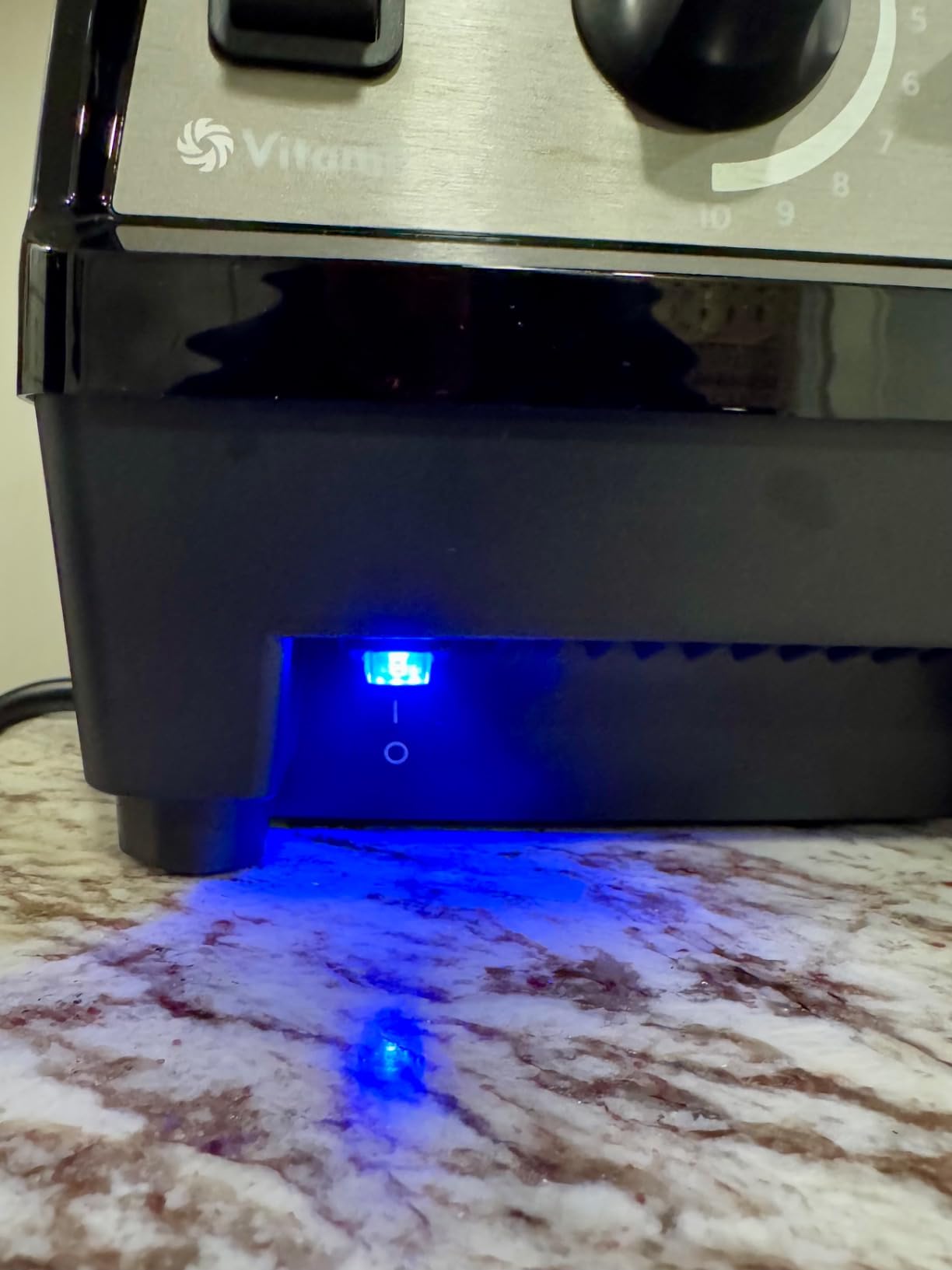 Propel Series 510 Blender with Three Blending Programs, Professional-Grade Blender for Smoothies and More, Stainless-Steel Blades, Self-Cleaning Kitchen Appliance, 48 Oz Container, Black - Customer Photo 2