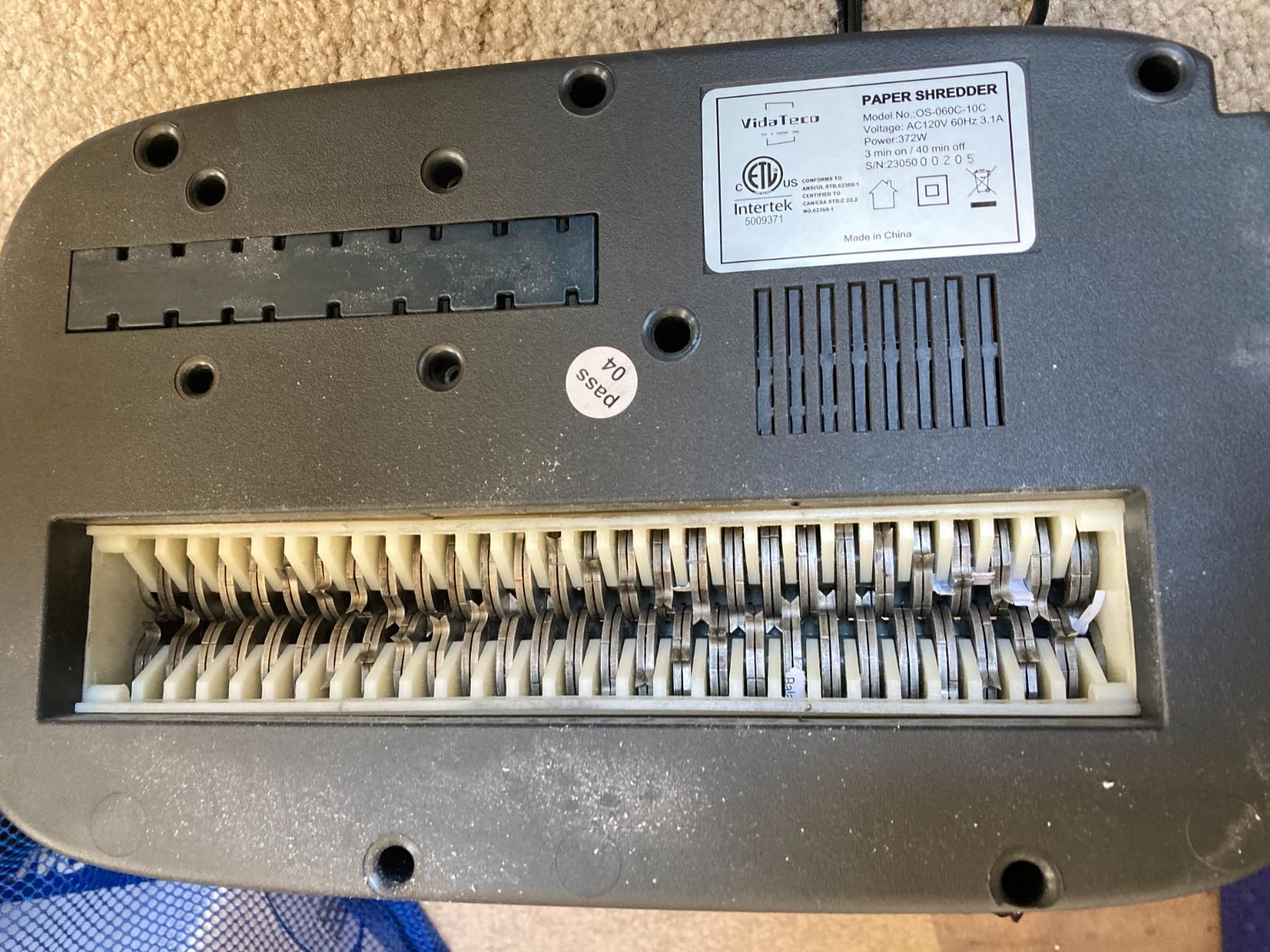 Paper Shredder for Home Office10-Sheet Cross-Cut Shredder with US Patented Cutter,Also Shreds Card/CD/Clip,Paper Shredding Machine for Home Use Heavy Duty with Jam Proof,3.9-Gallon Bin - Customer Photo 2